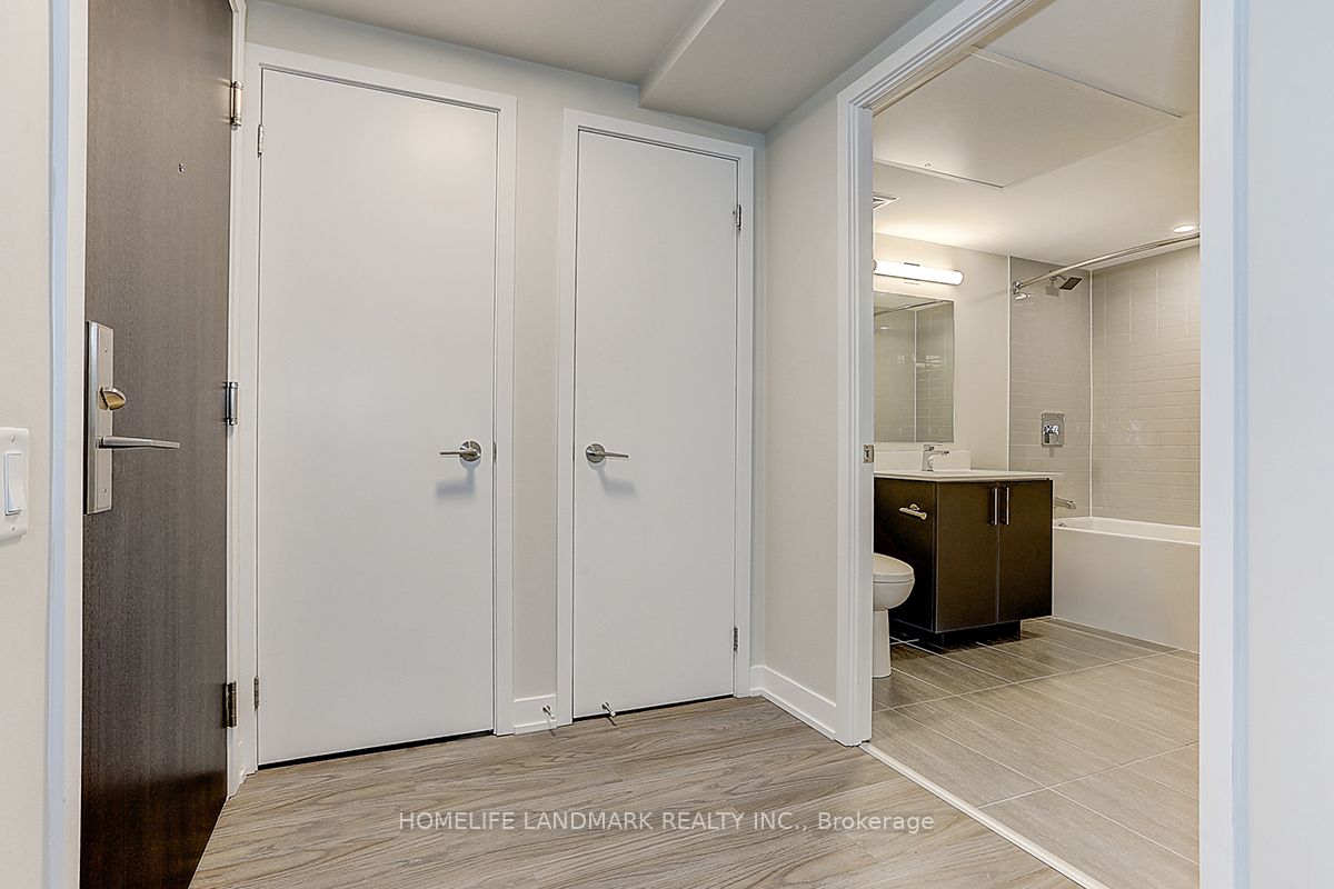 38 Monte Kwinter Crt, #605