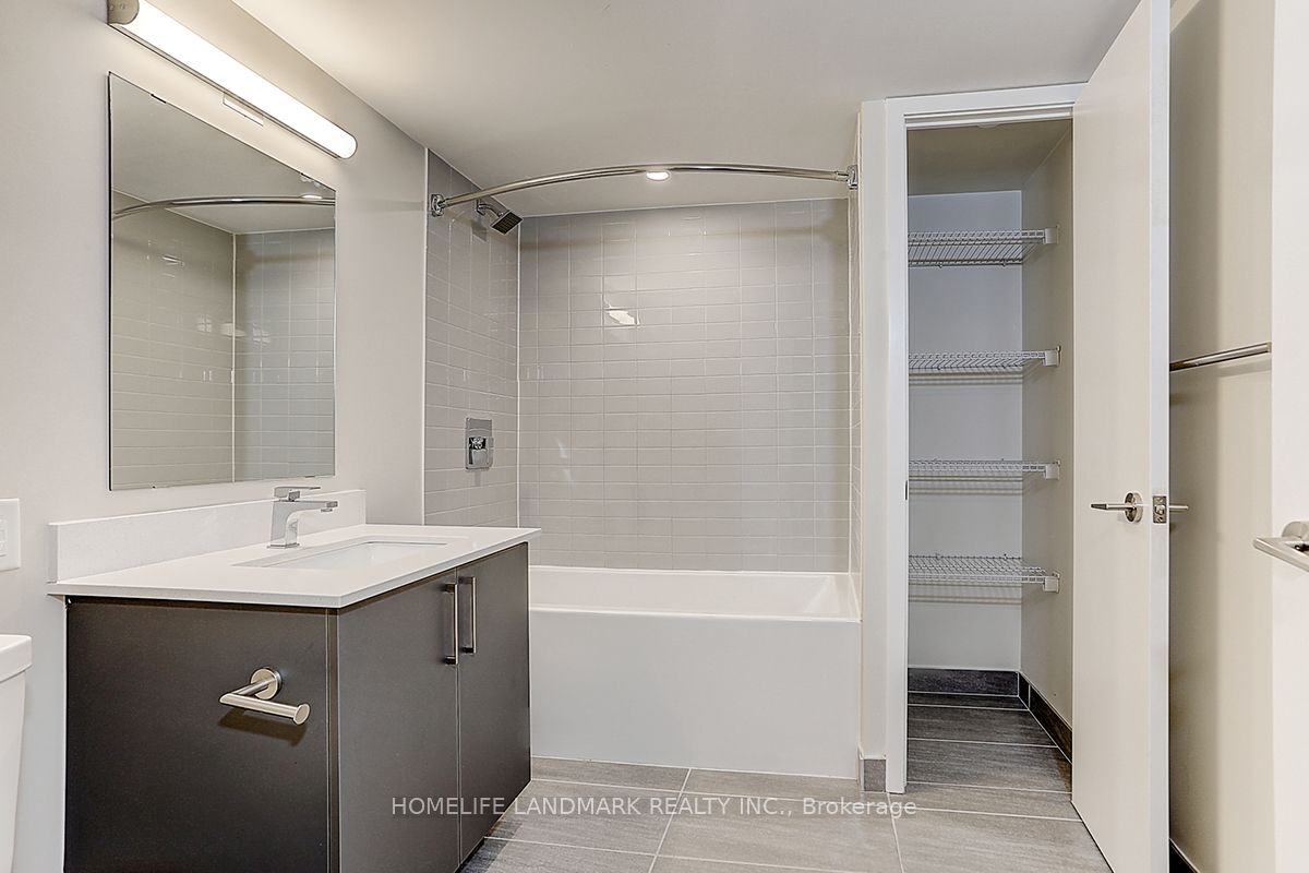 38 Monte Kwinter Crt, #605