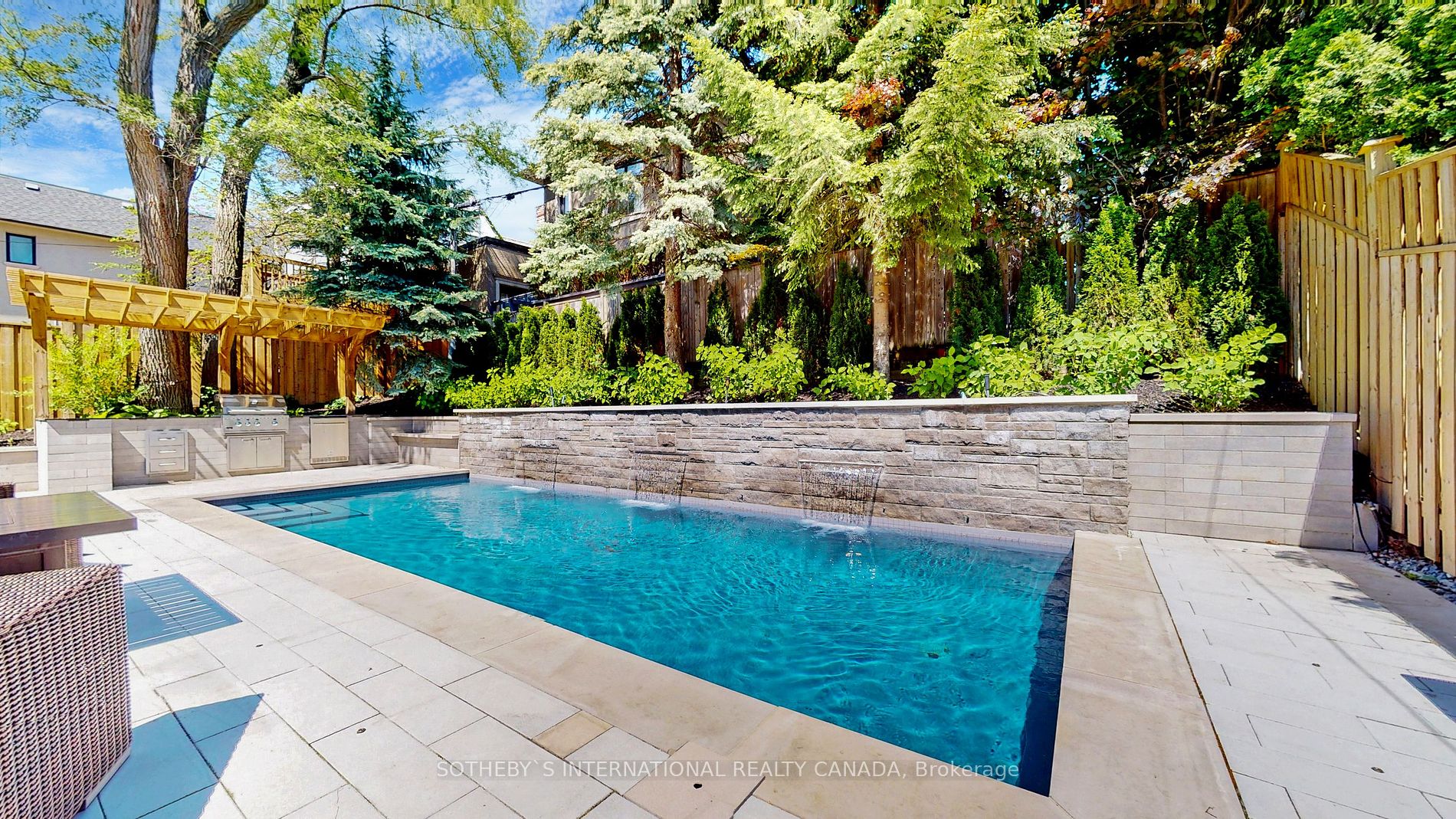 101 Dunloe Rd