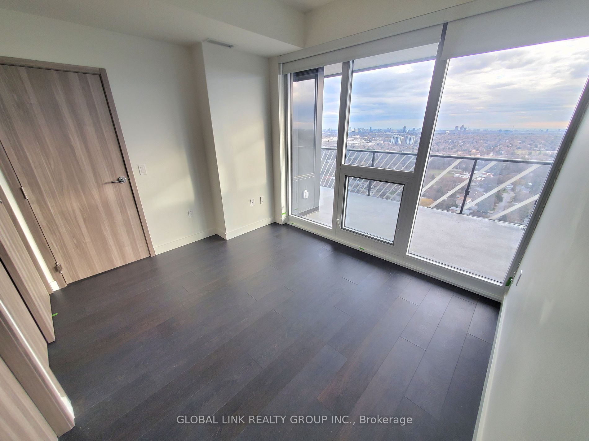 95 MCMAHON Dr, #3502