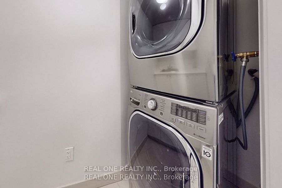 115 Harrison Garden Blvd, #Th 49