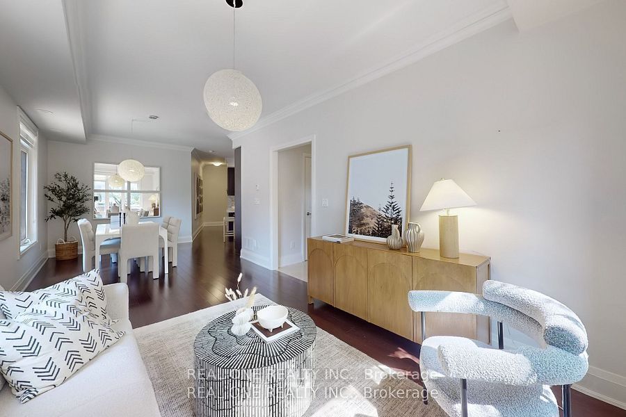 115 Harrison Garden Blvd, #Th 49