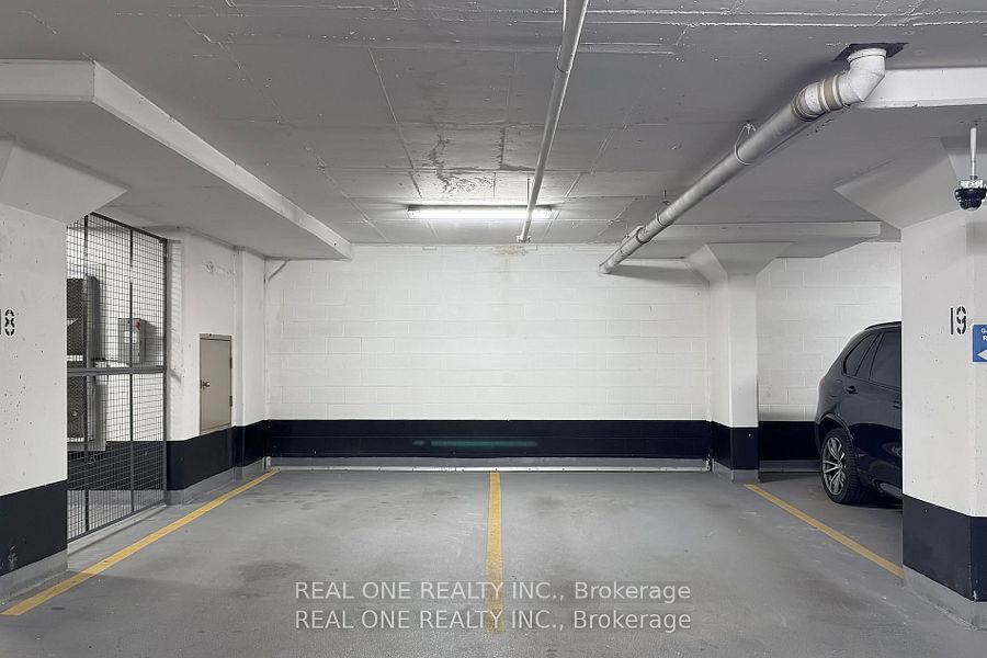 115 Harrison Garden Blvd, #Th 49