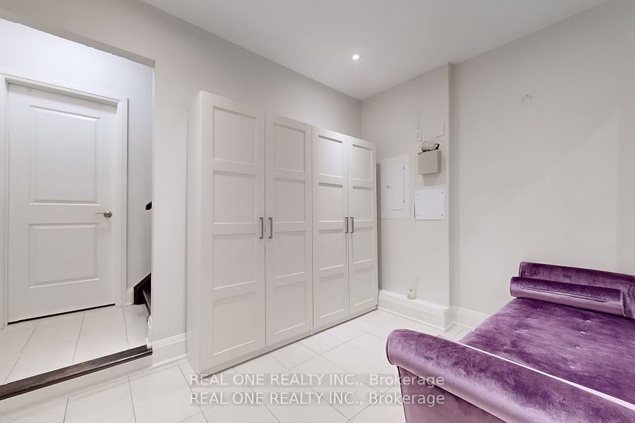 115 Harrison Garden Blvd, #Th 49