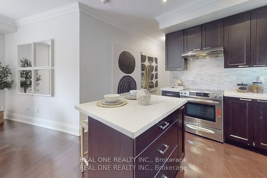 115 Harrison Garden Blvd, #Th 49