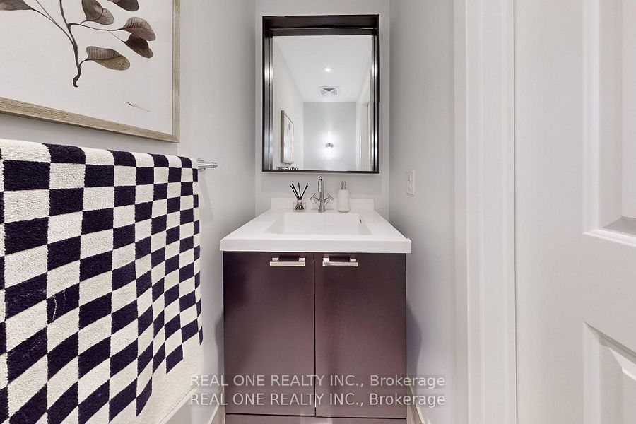 115 Harrison Garden Blvd, #Th 49