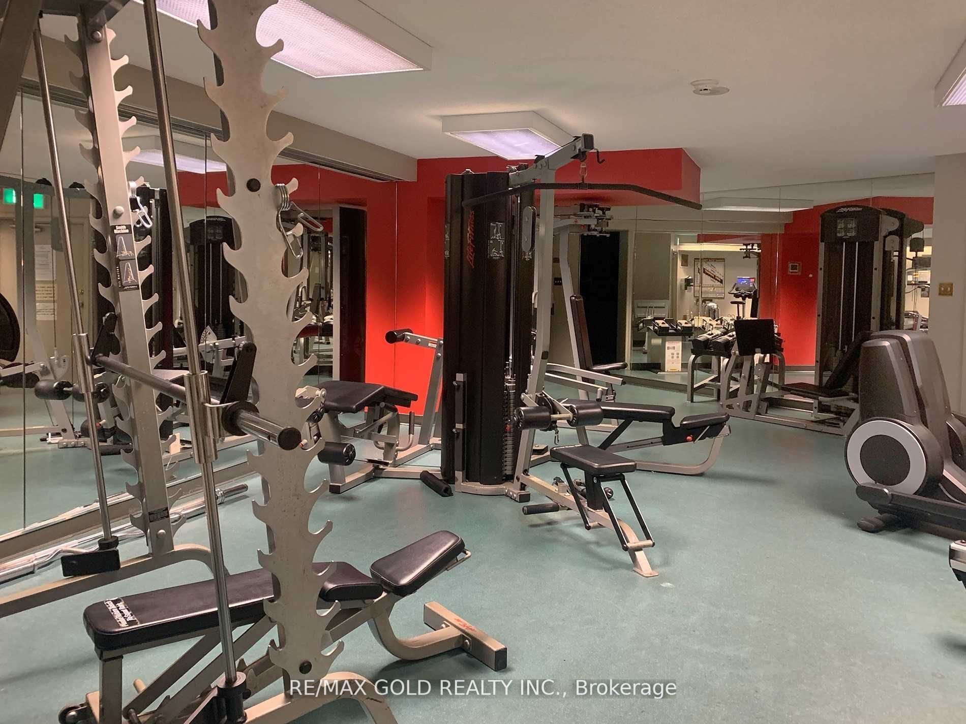 260 Queens Quay W, #1406
