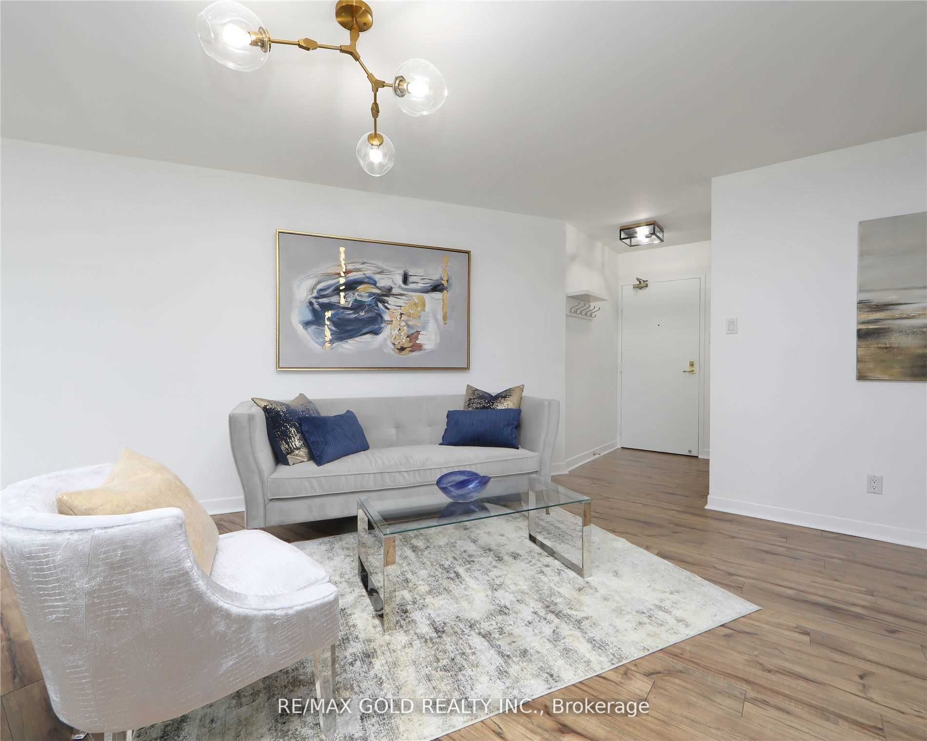 260 Queens Quay W, #1406