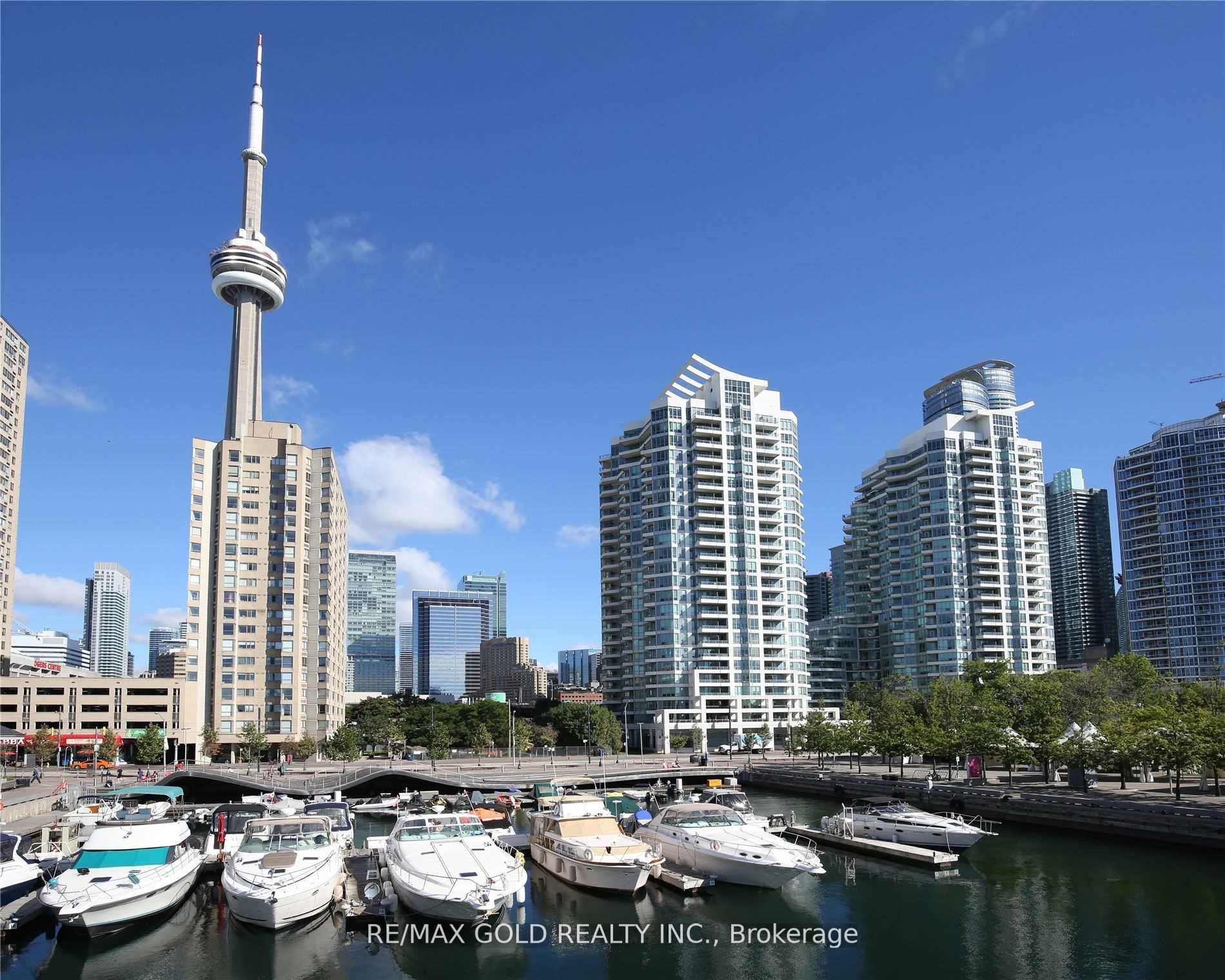 260 Queens Quay W, #1406