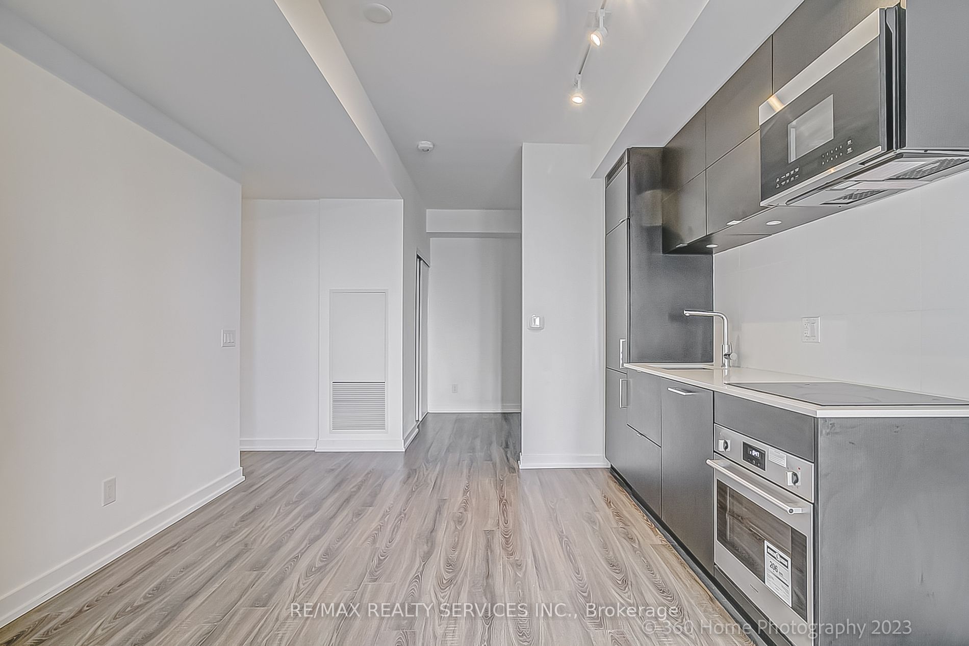 20 Edward St, #1719