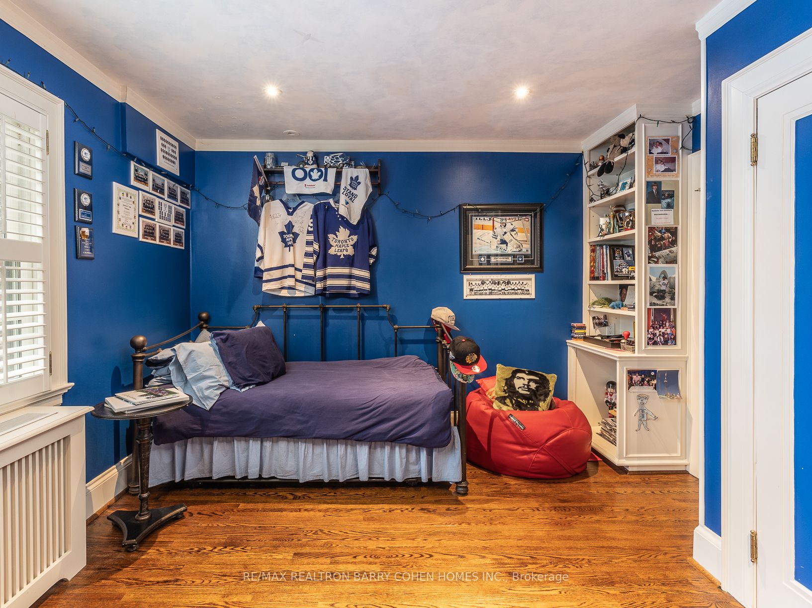 253 Dunvegan Rd