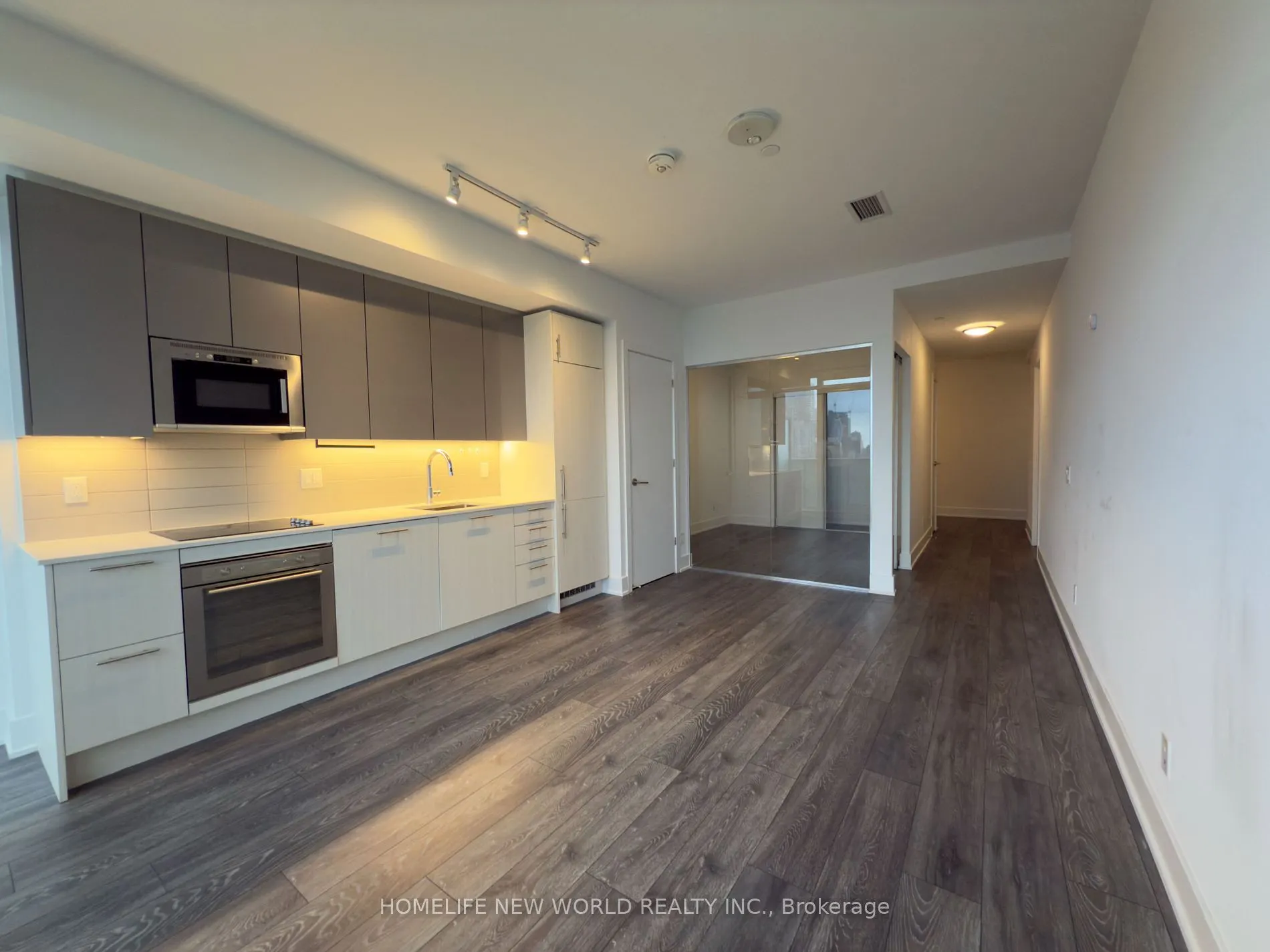 403 Church St, #2413