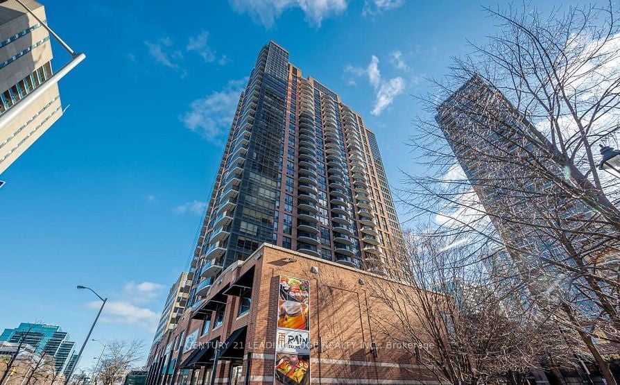 33 Sheppard Ave E, #910