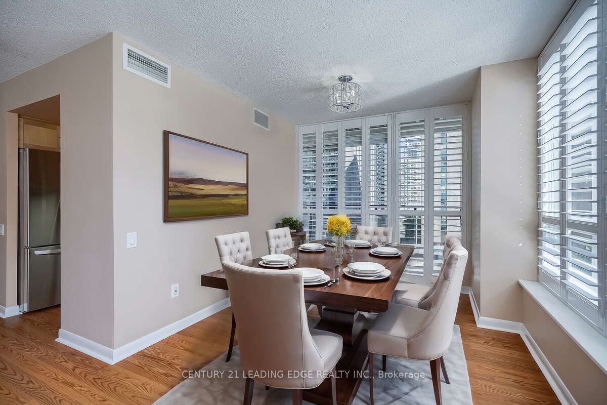 33 Sheppard Ave E, #910