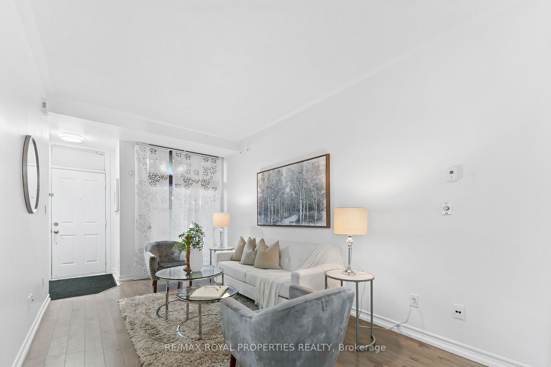 1496 Victoria Park Ave, #119