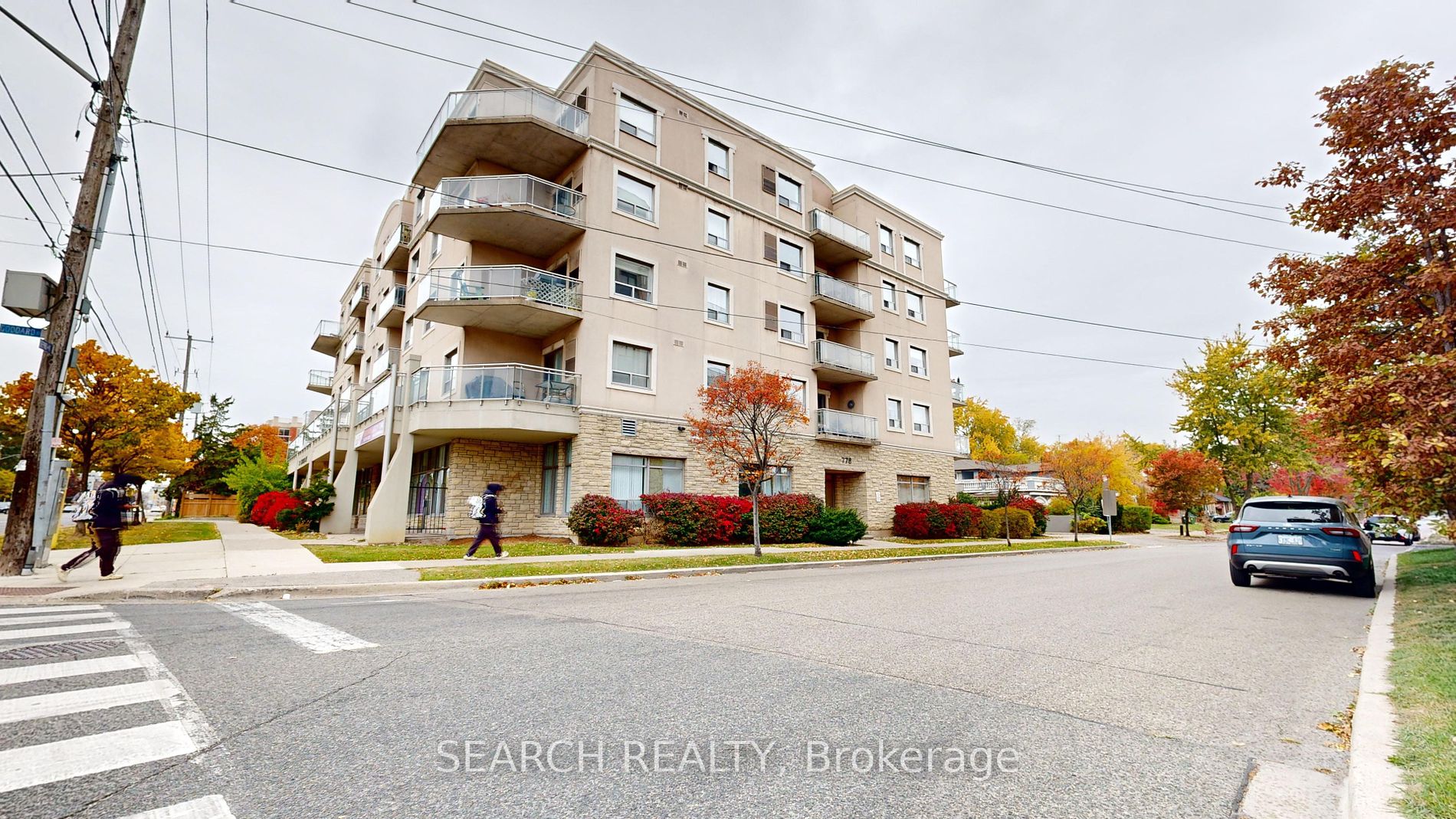 778 Sheppard Ave W, #306