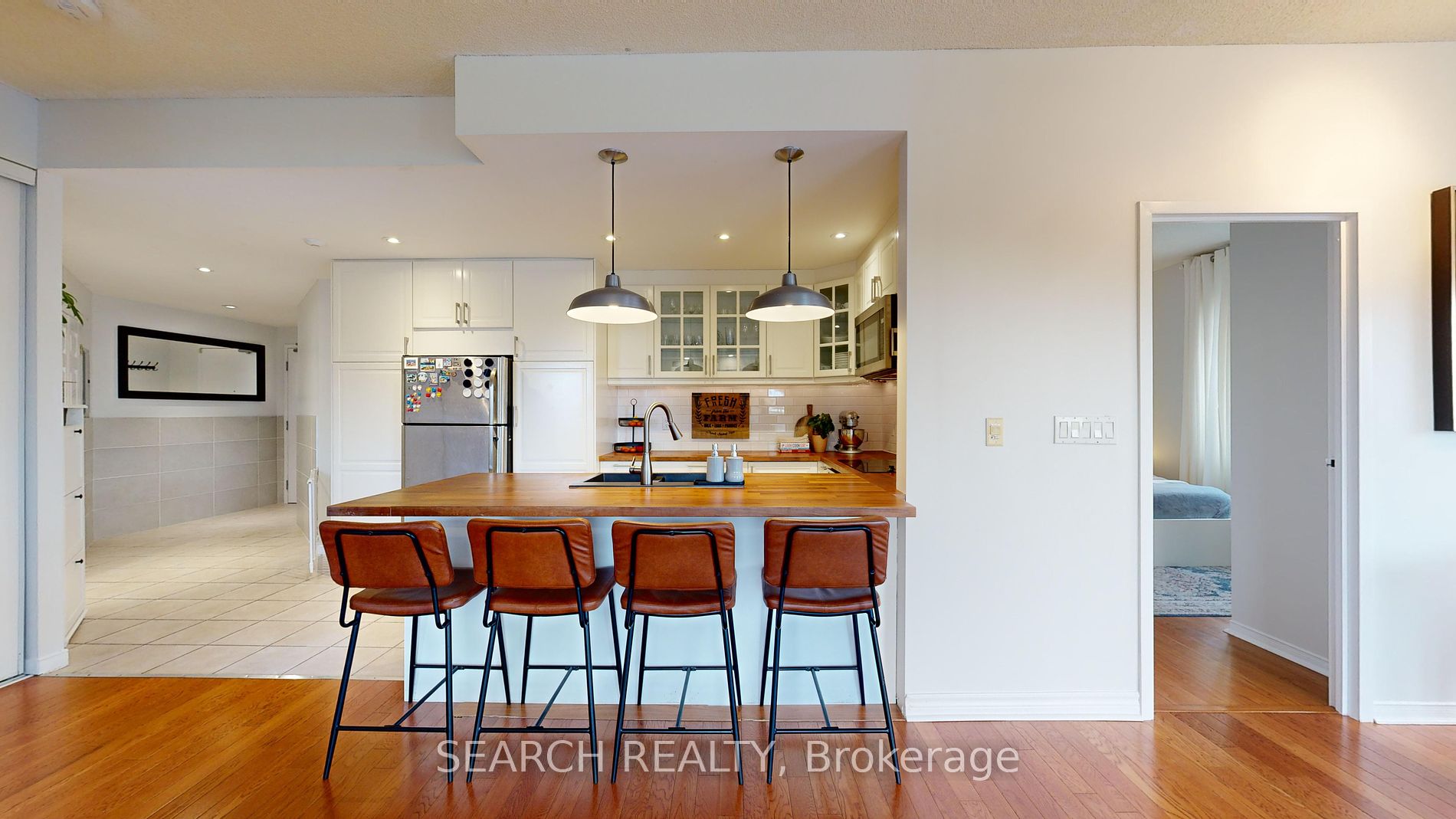 778 Sheppard Ave W, #306