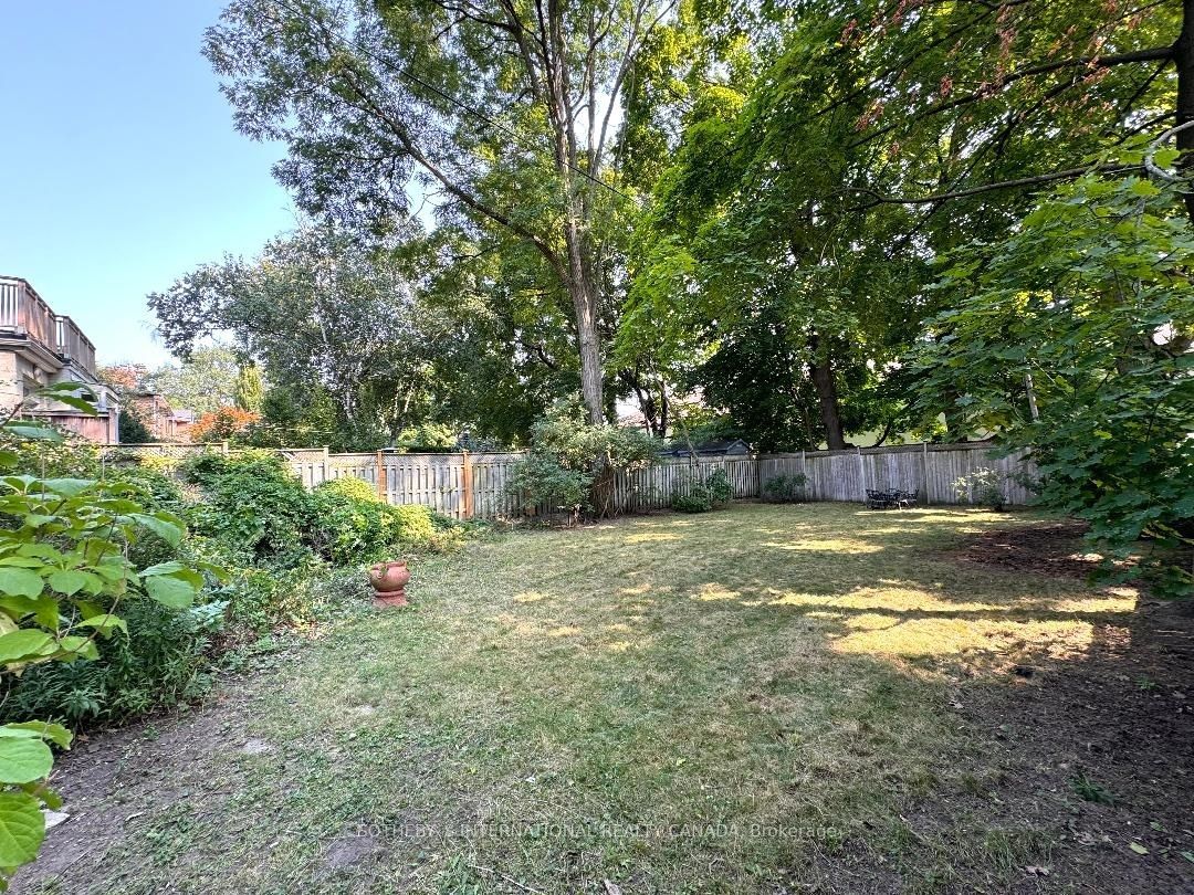 147 Farnham Ave