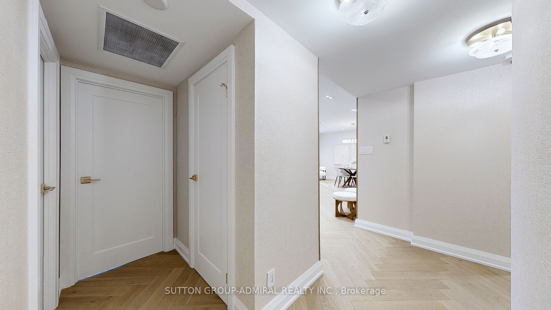 616 Avenue Rd, #602