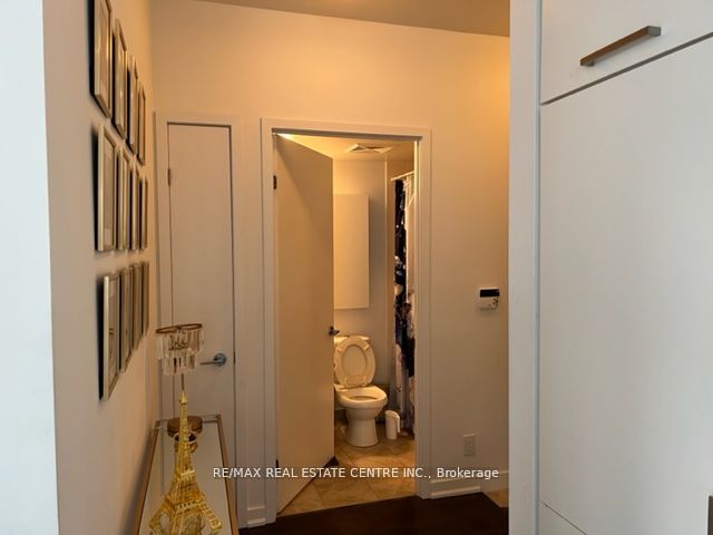 12 York St, #302