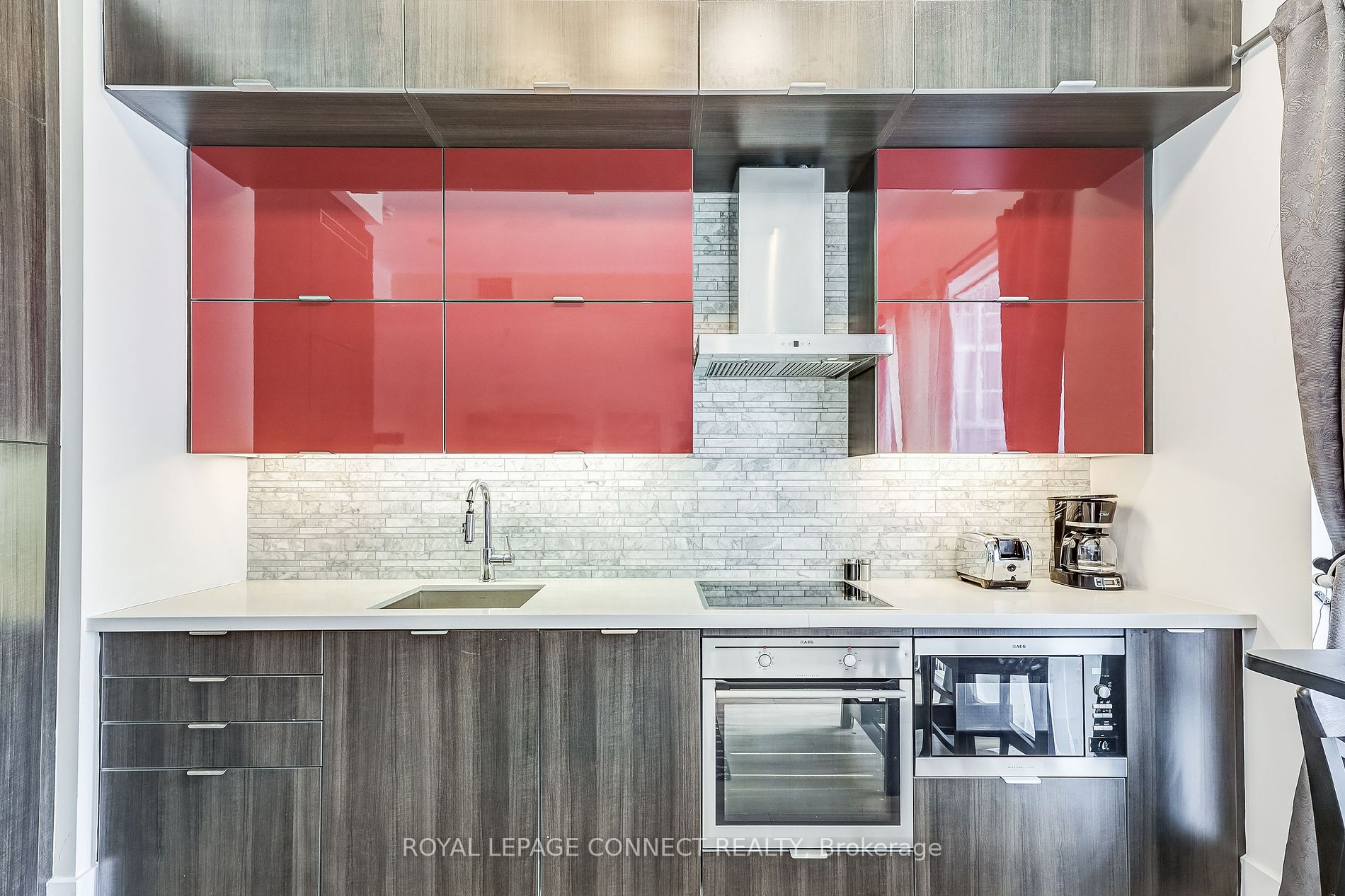 20 John St, #922