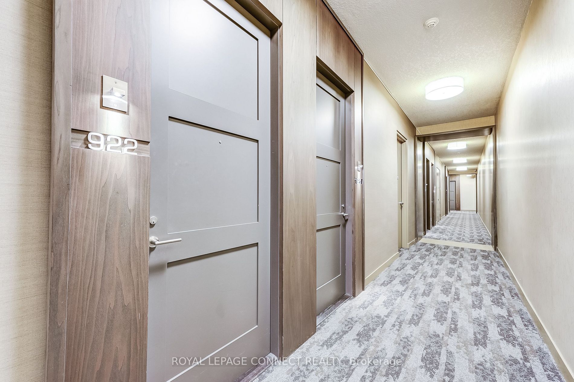 20 John St, #922