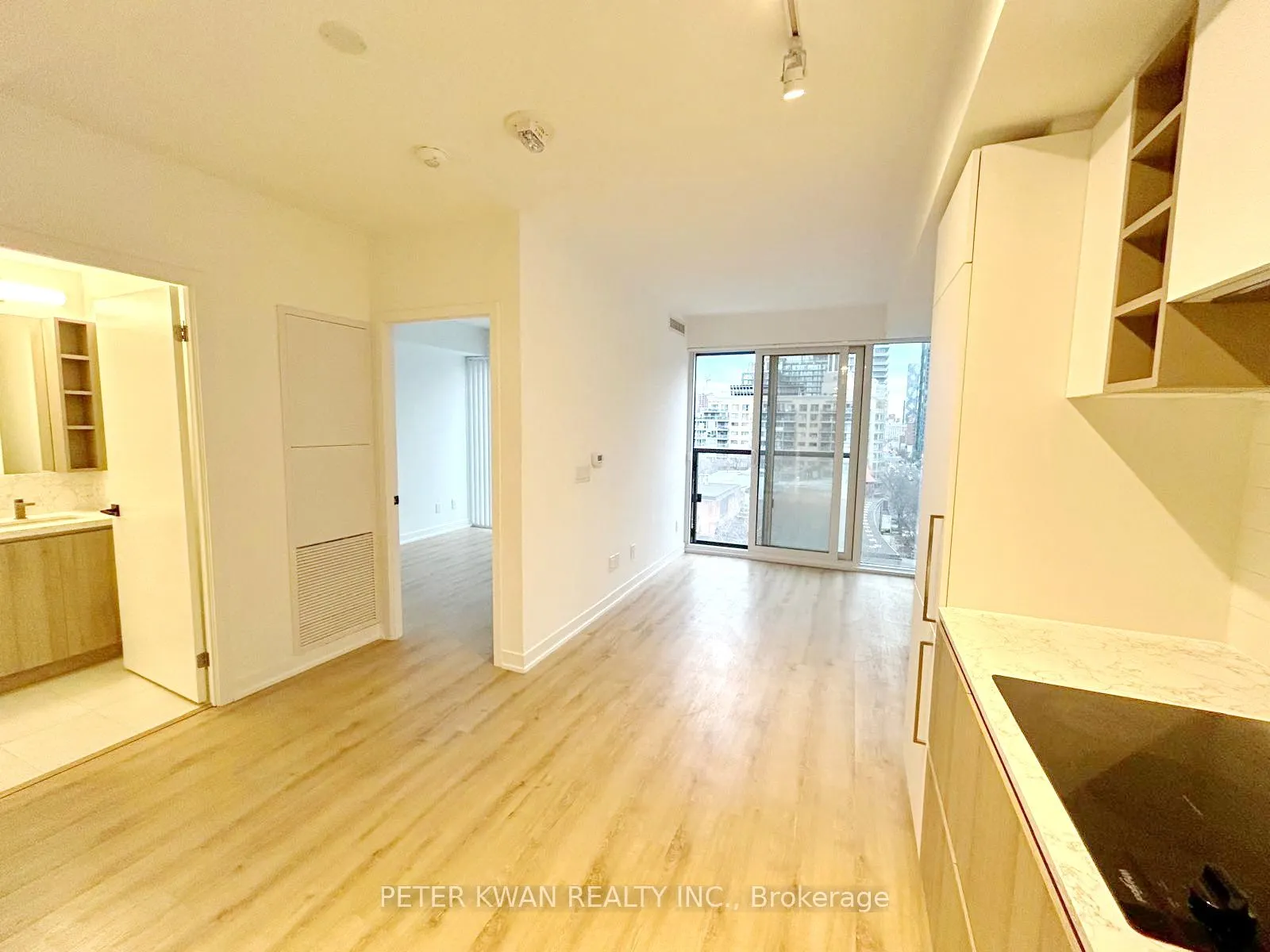 319 Jarvis St, #601