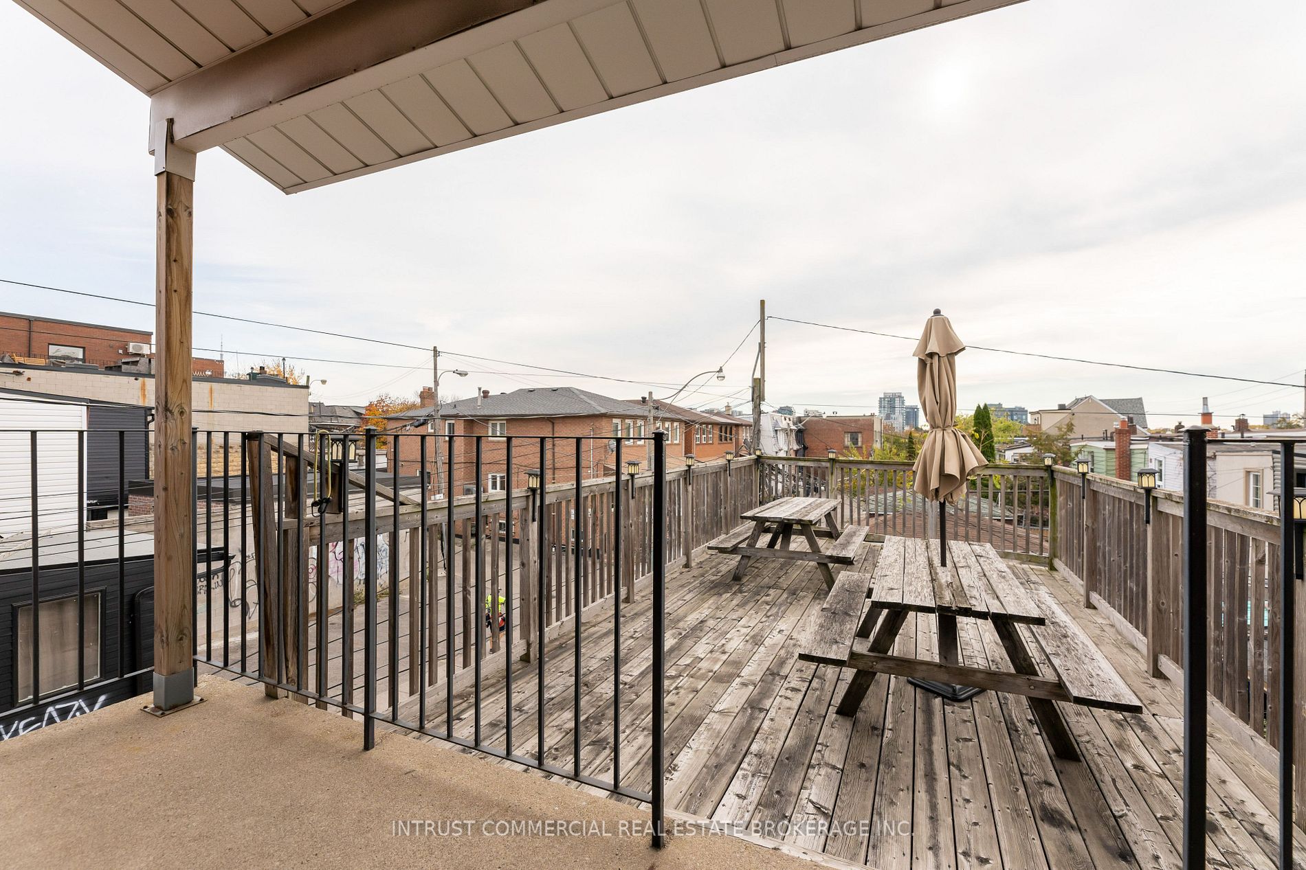 1473 Dundas St W, #2