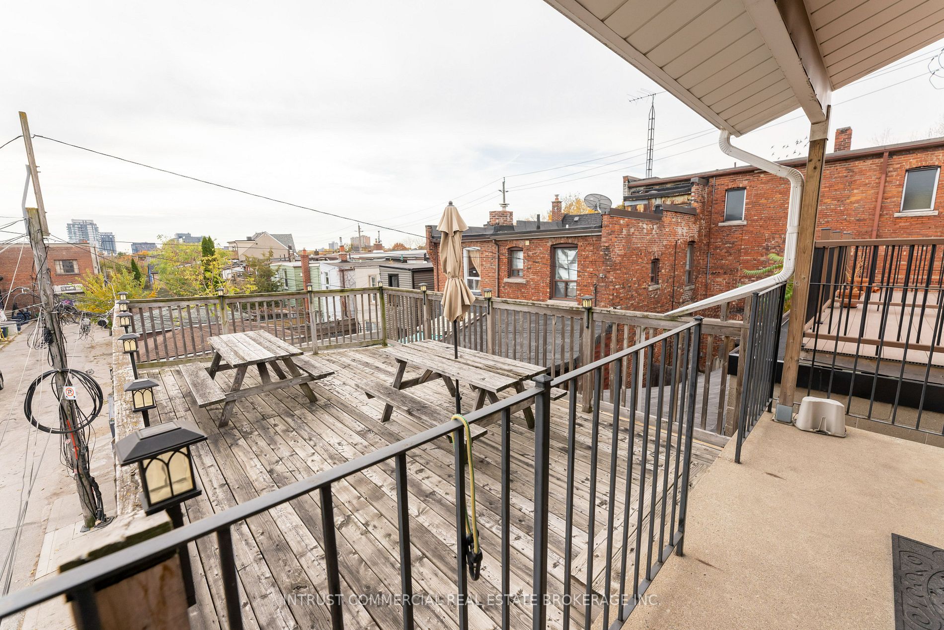 1473 Dundas St W, #2
