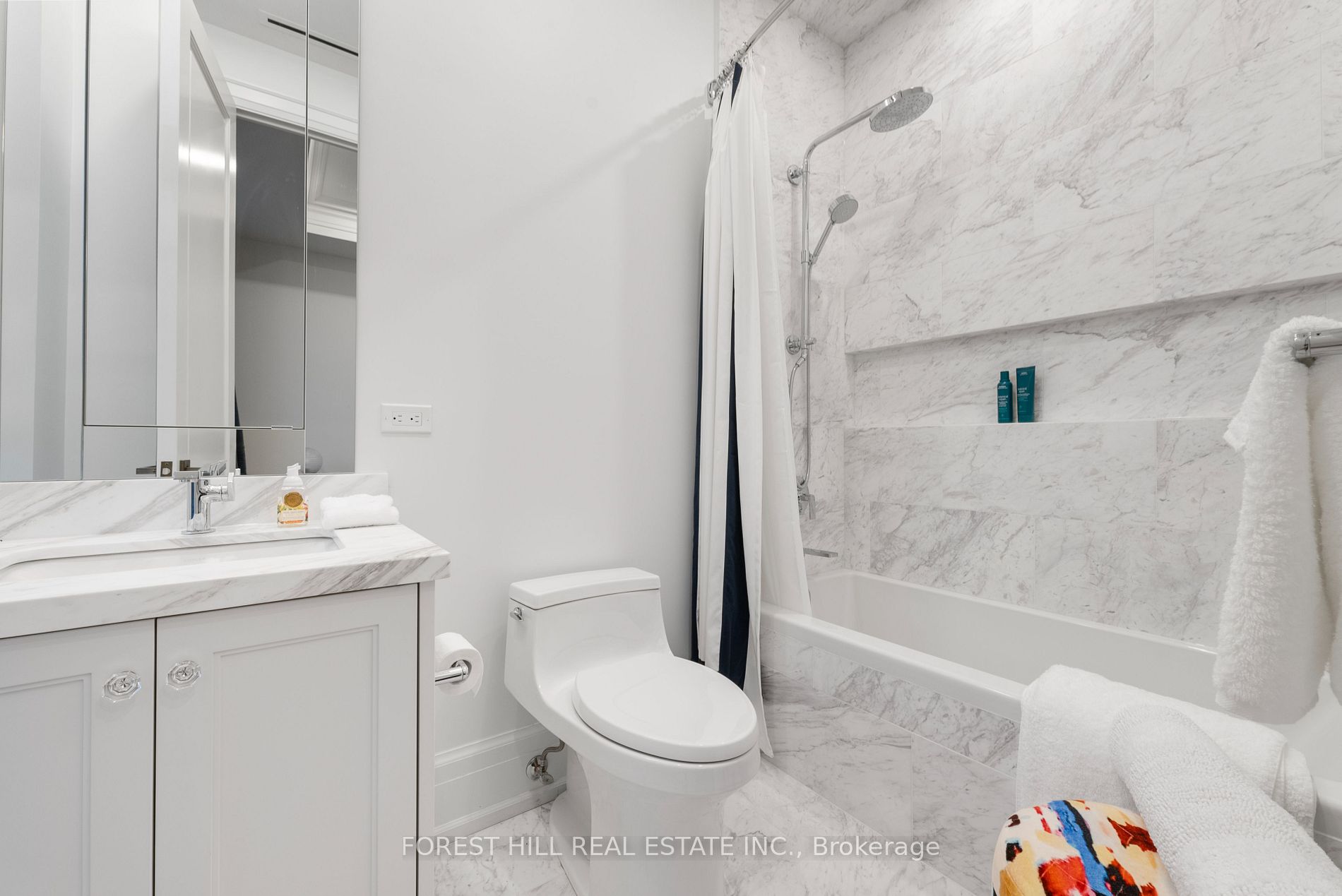 128 Hazelton Avenue, #602