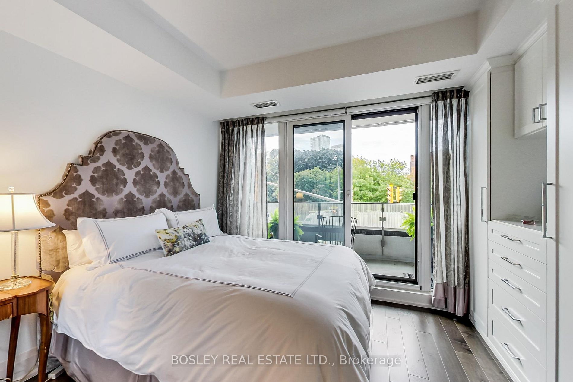 88 Davenport Rd, #206