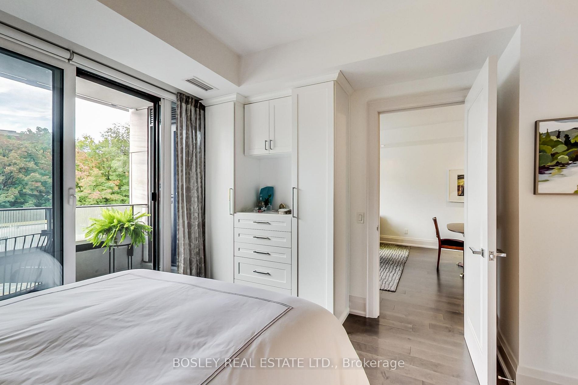88 Davenport Rd, #206