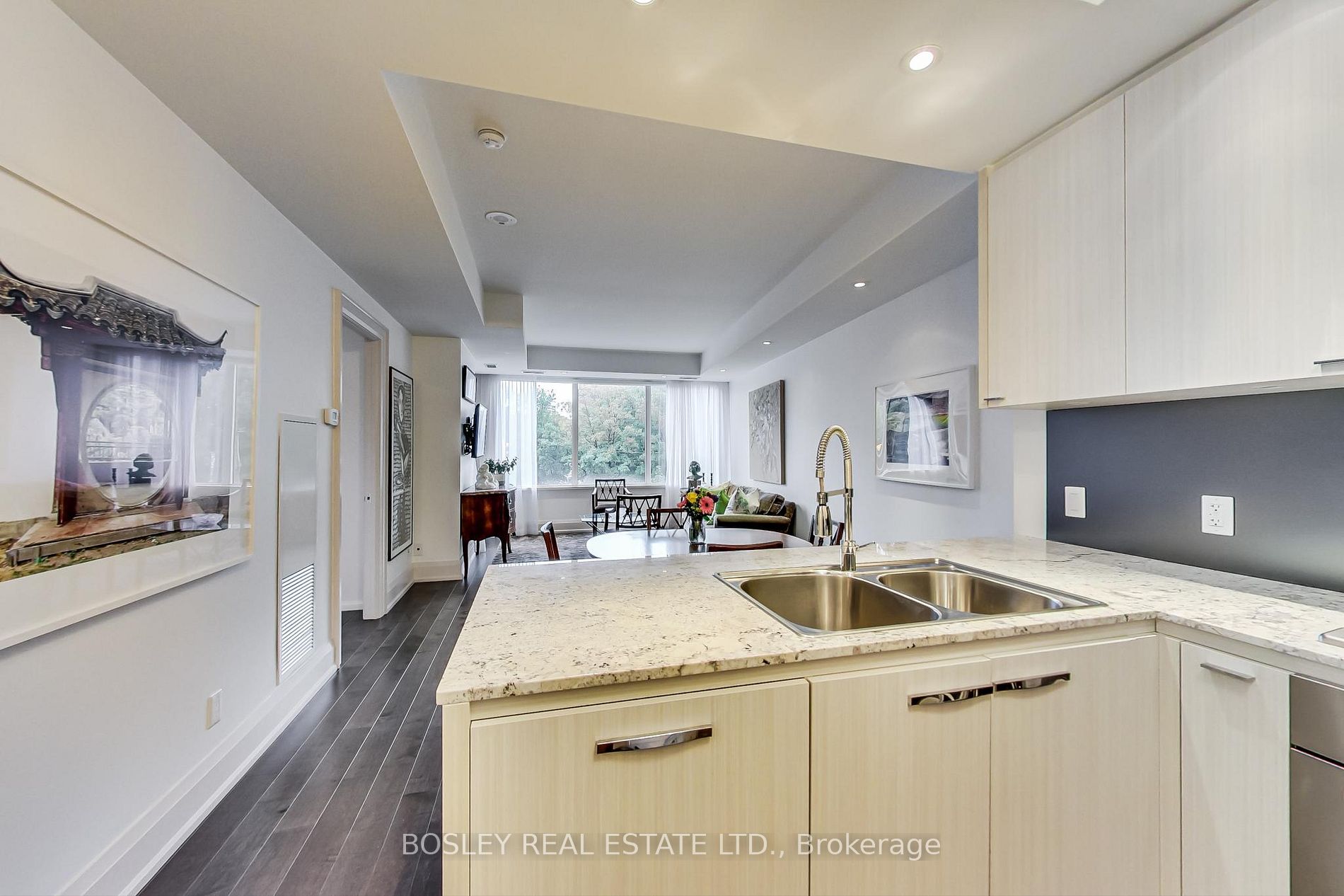 88 Davenport Rd, #206