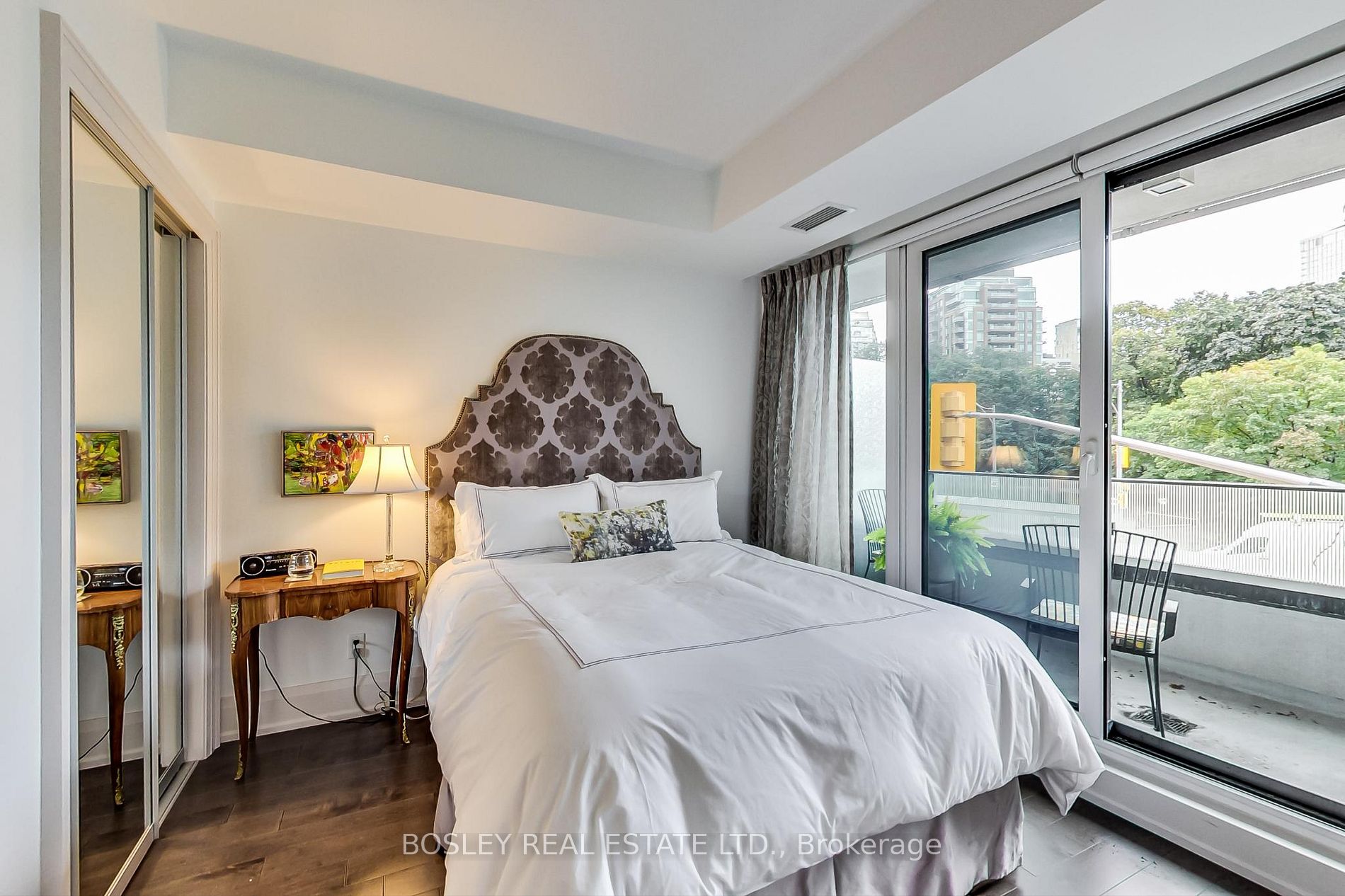 88 Davenport Rd, #206