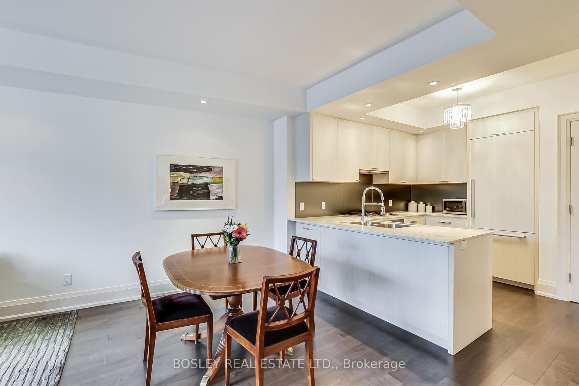 88 Davenport Rd, #206