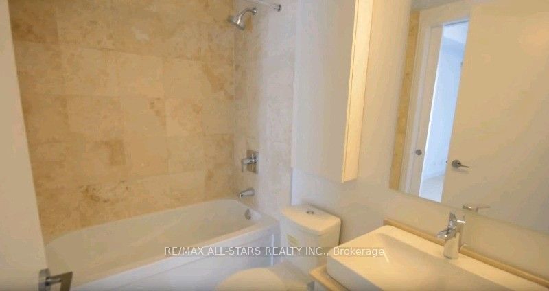 14 York St, #2712