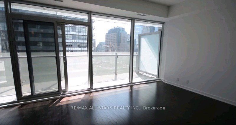 14 York St, #2712
