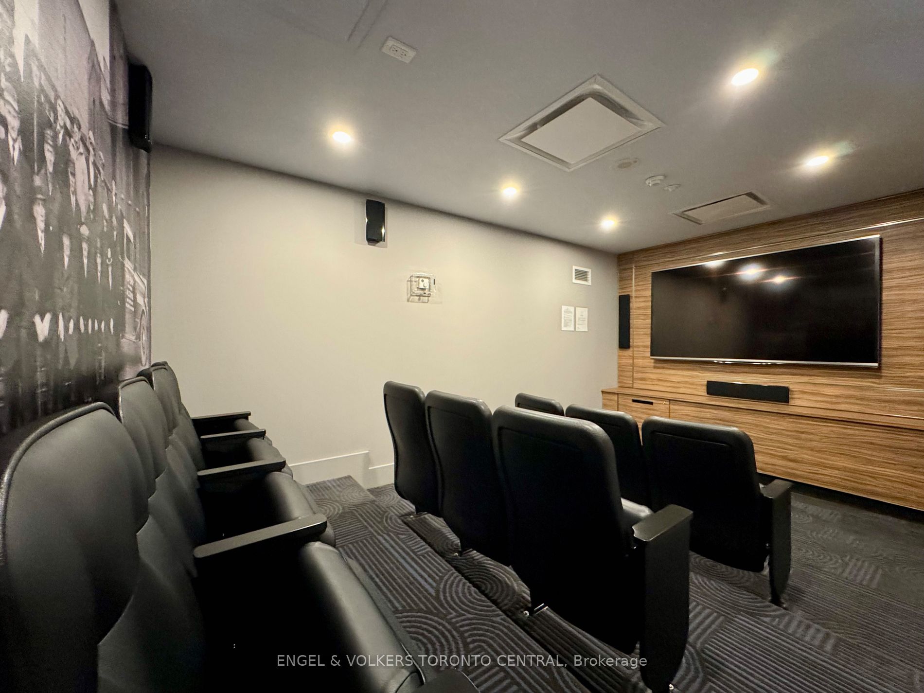 390 Cherry St, #2202