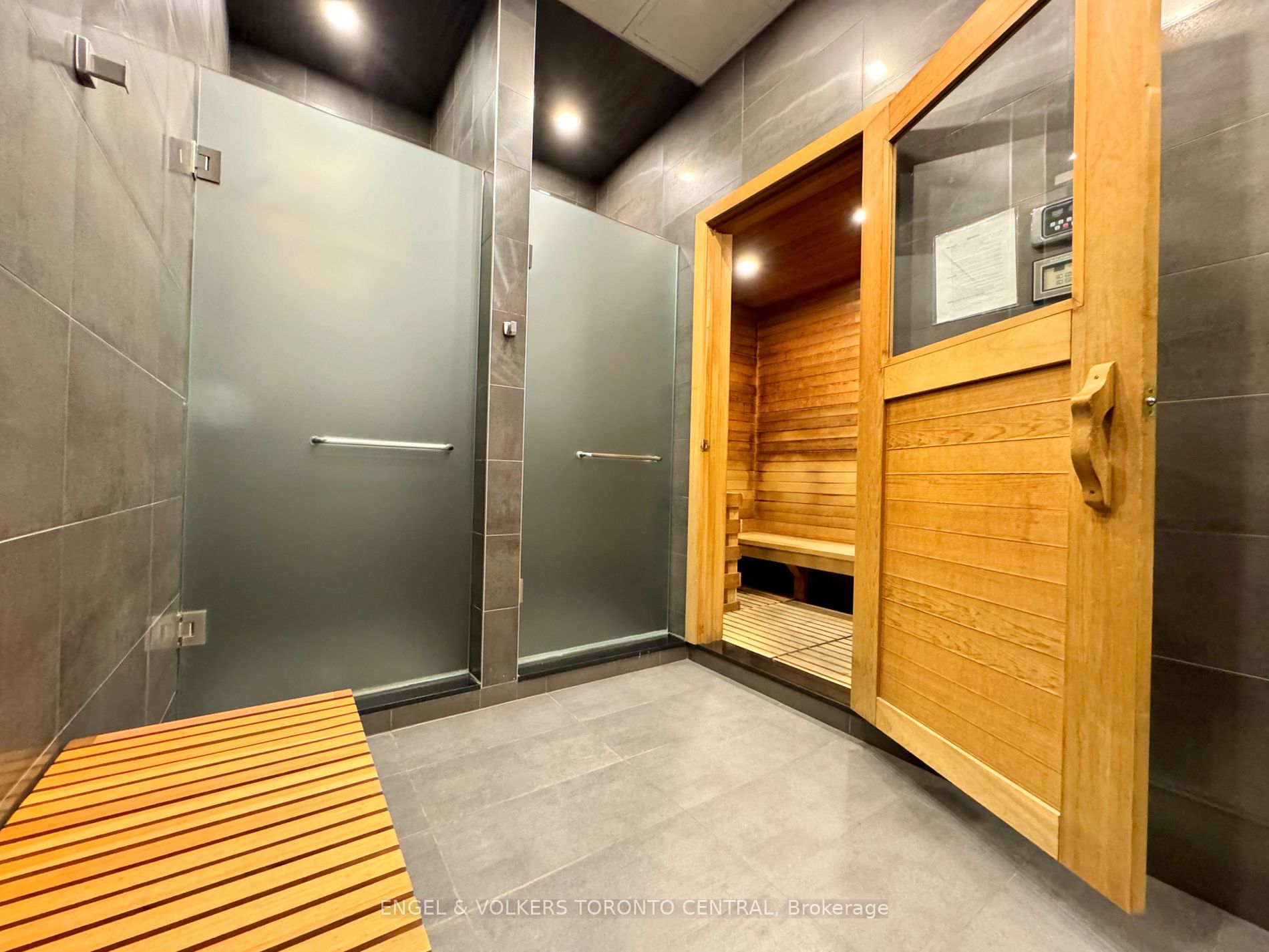 390 Cherry St, #2202