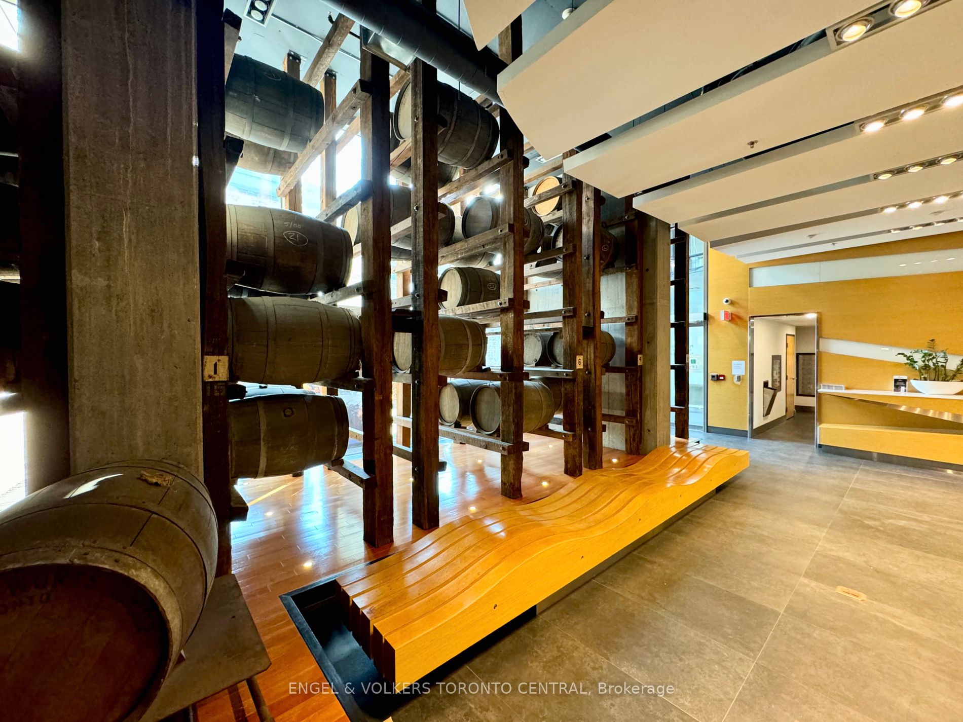 390 Cherry St, #2202