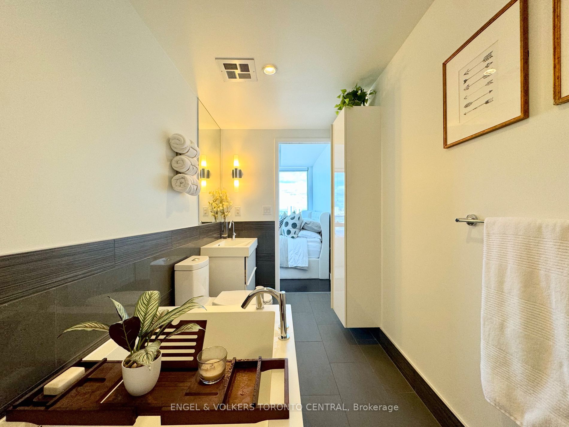 390 Cherry St, #2202