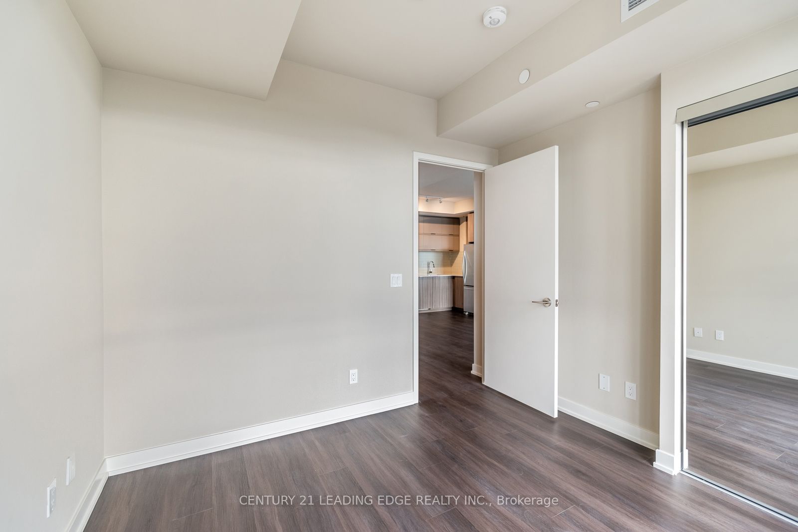 10 DEERLICK Crt, #1602