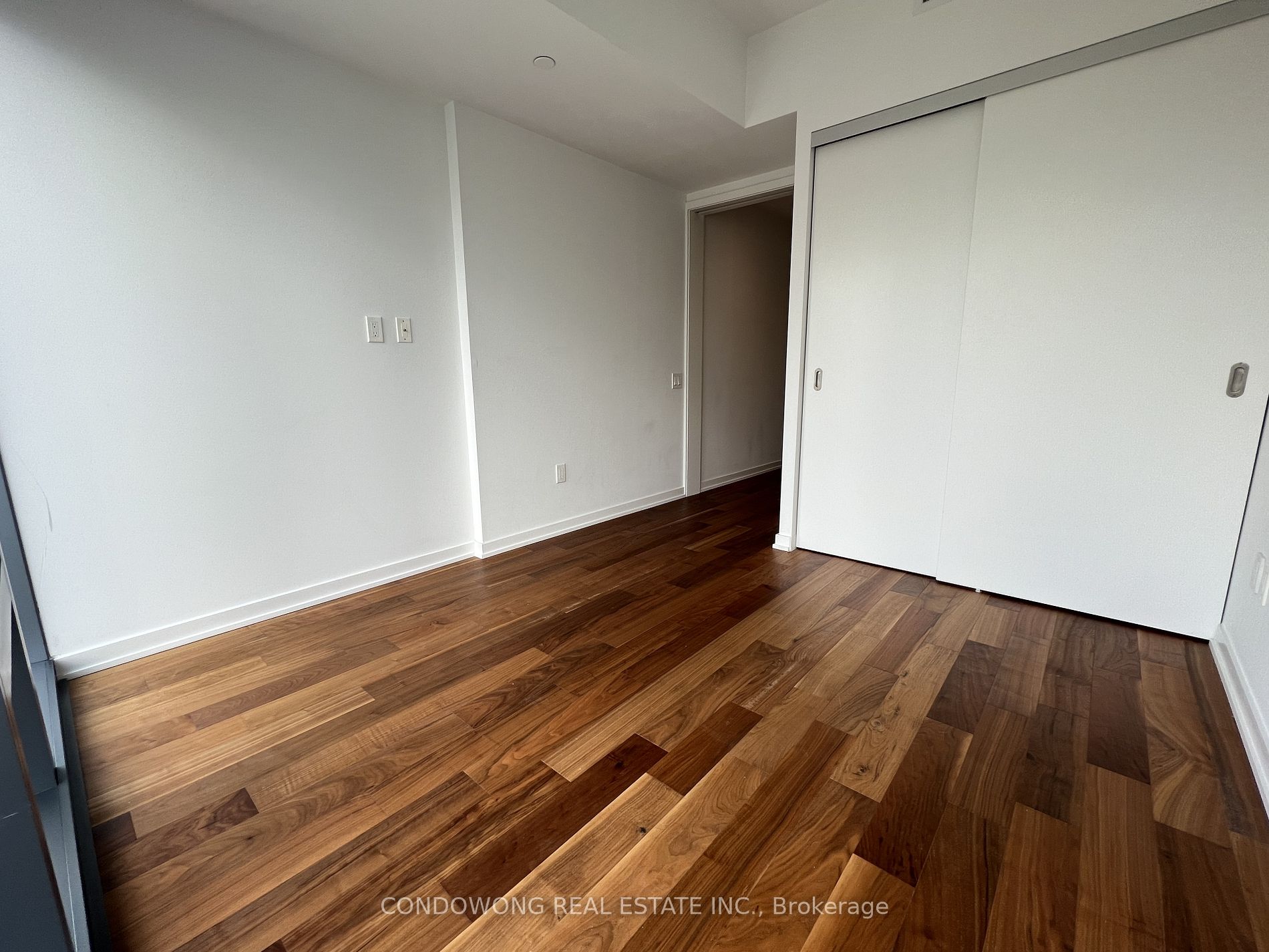 60 Colborne St, #1701