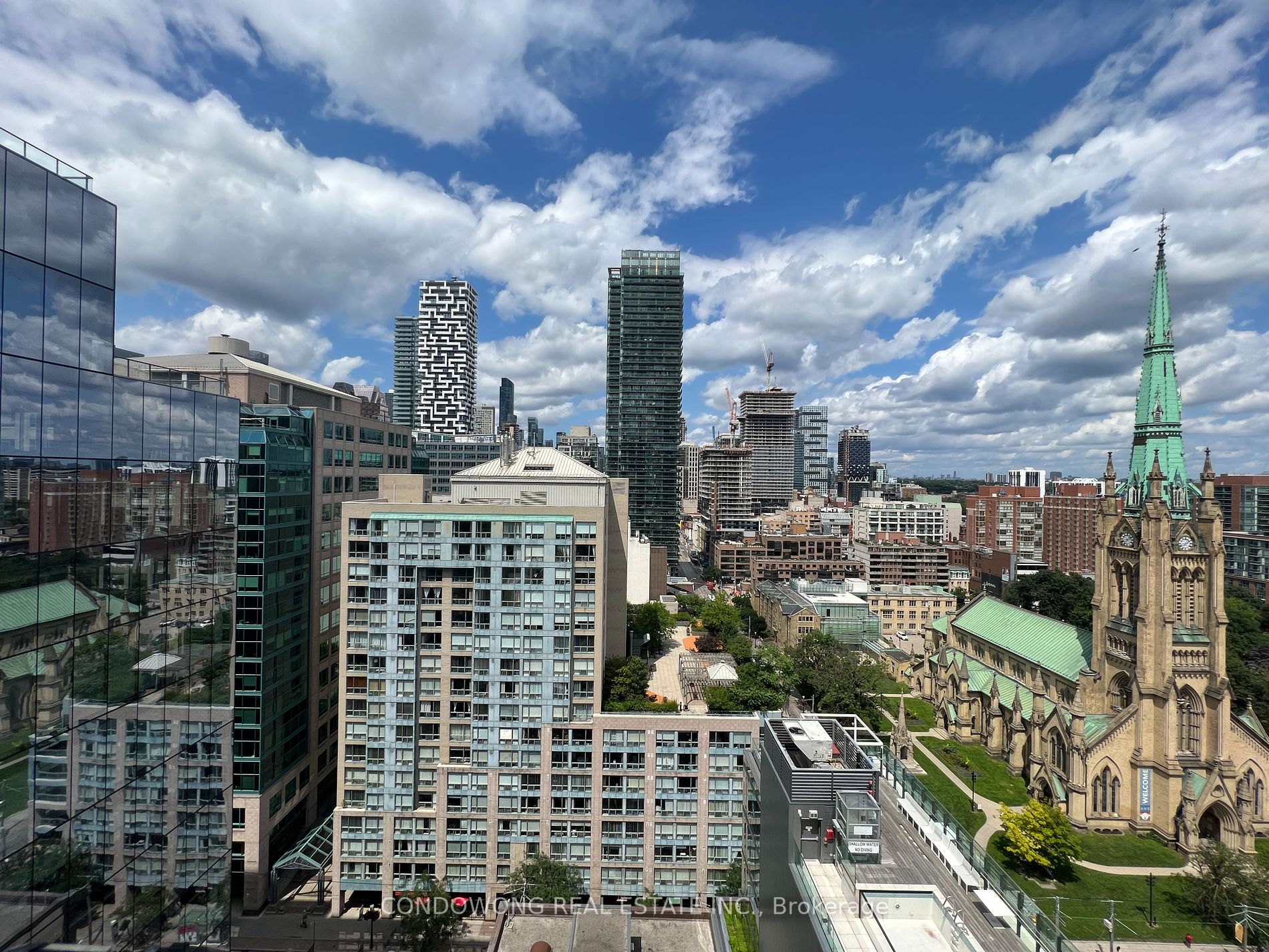 60 Colborne St, #1701