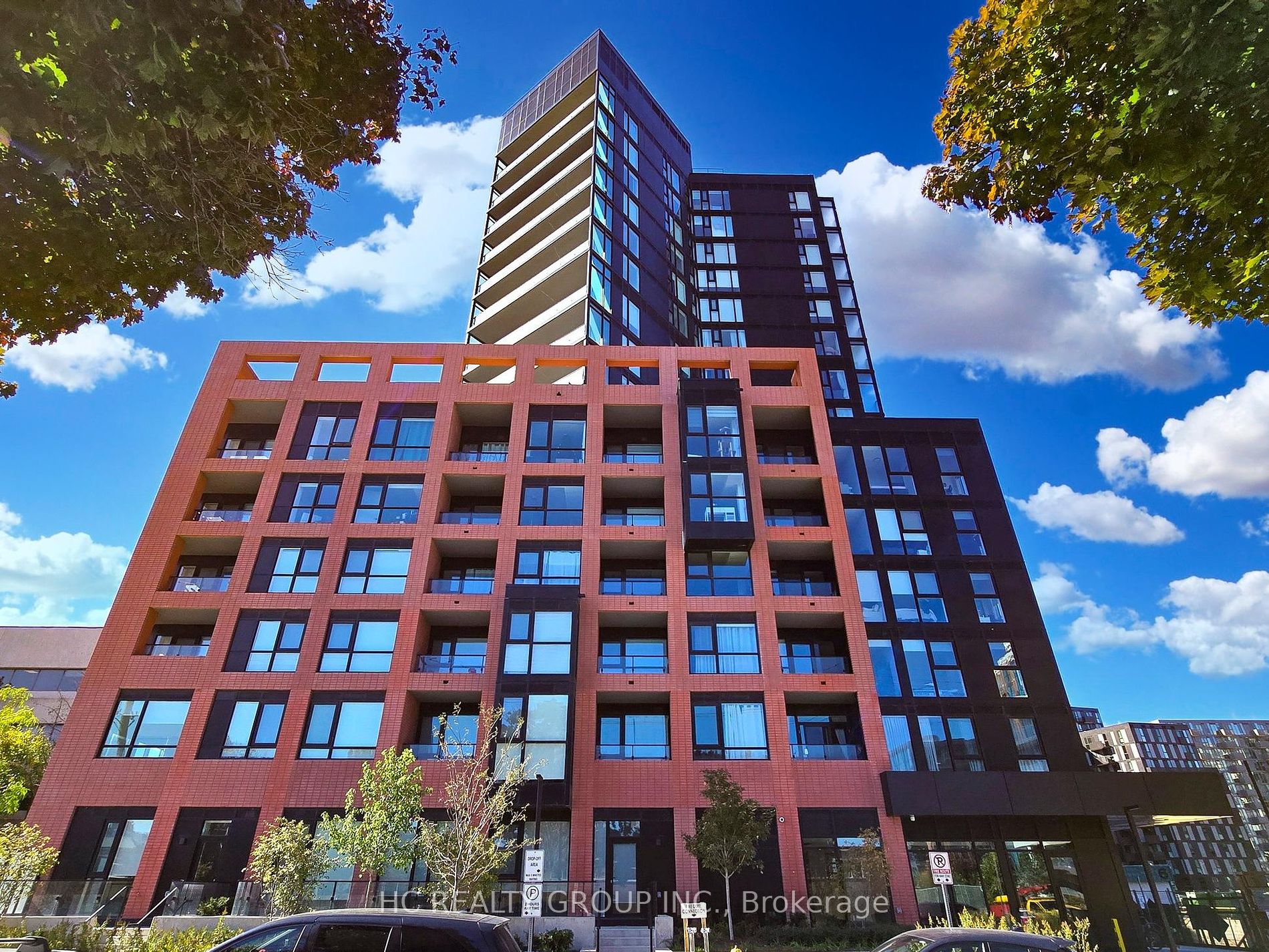 8 Tippett Rd, #801