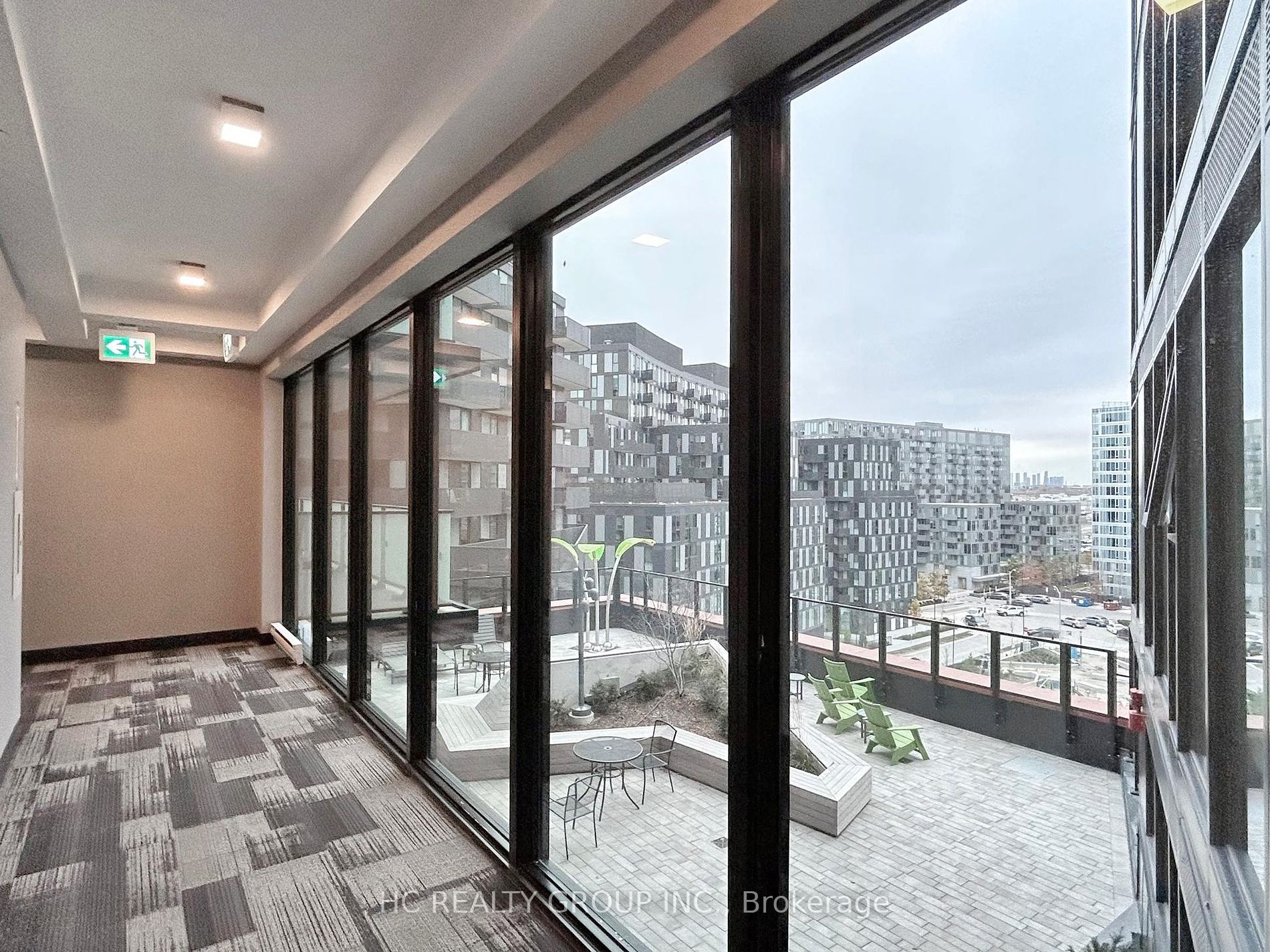 8 Tippett Rd, #801