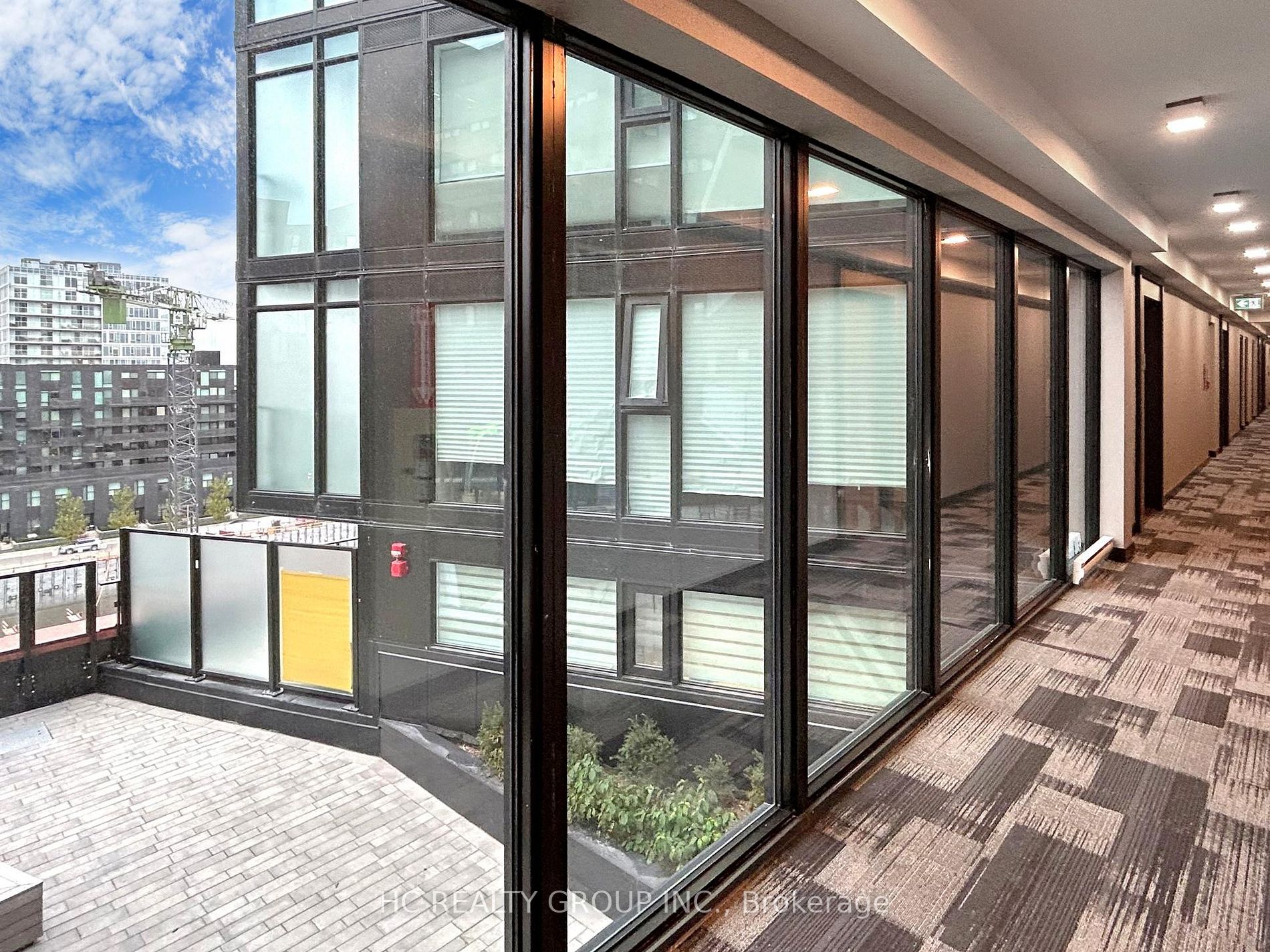 8 Tippett Rd, #801