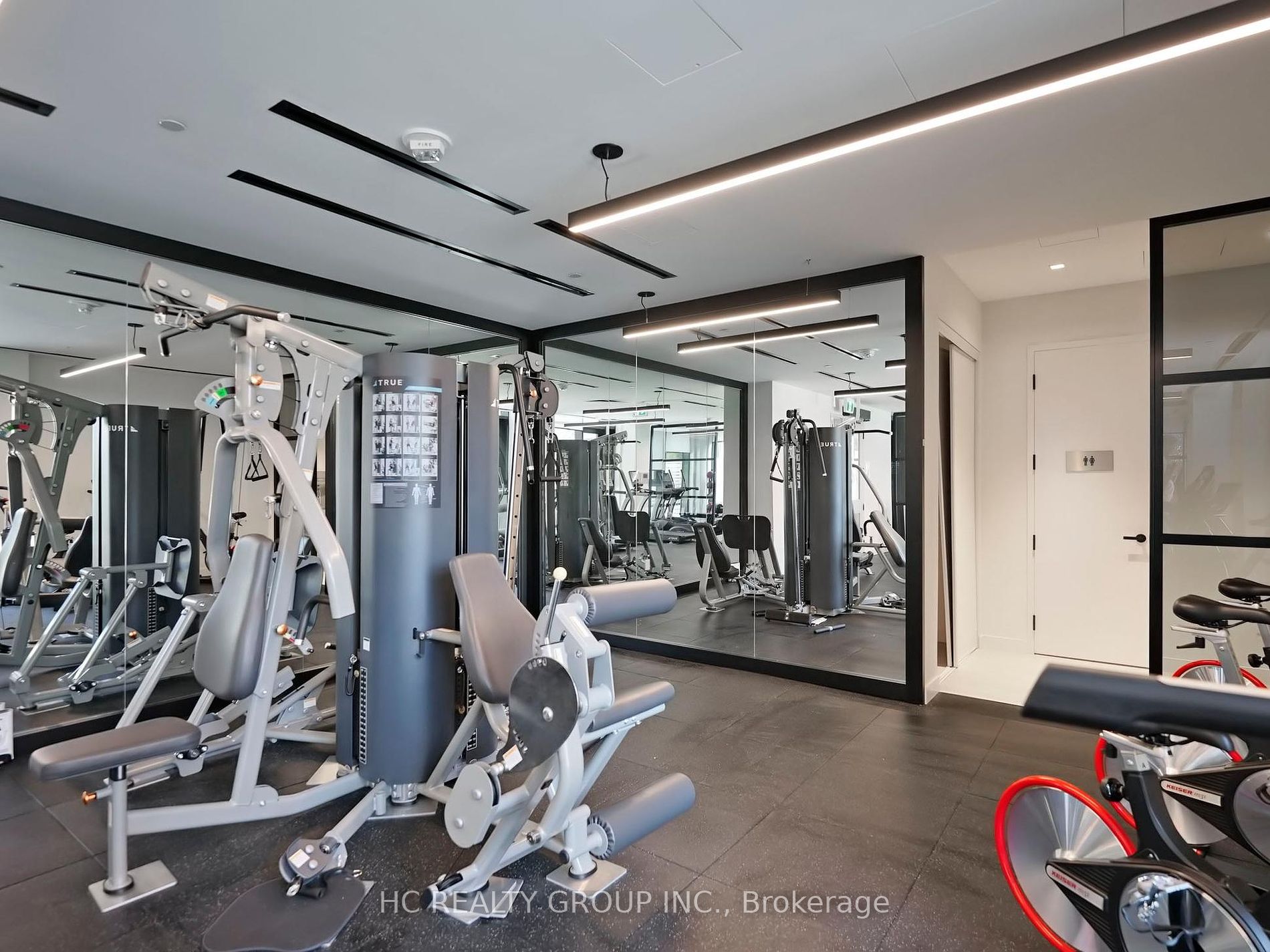 8 Tippett Rd, #801
