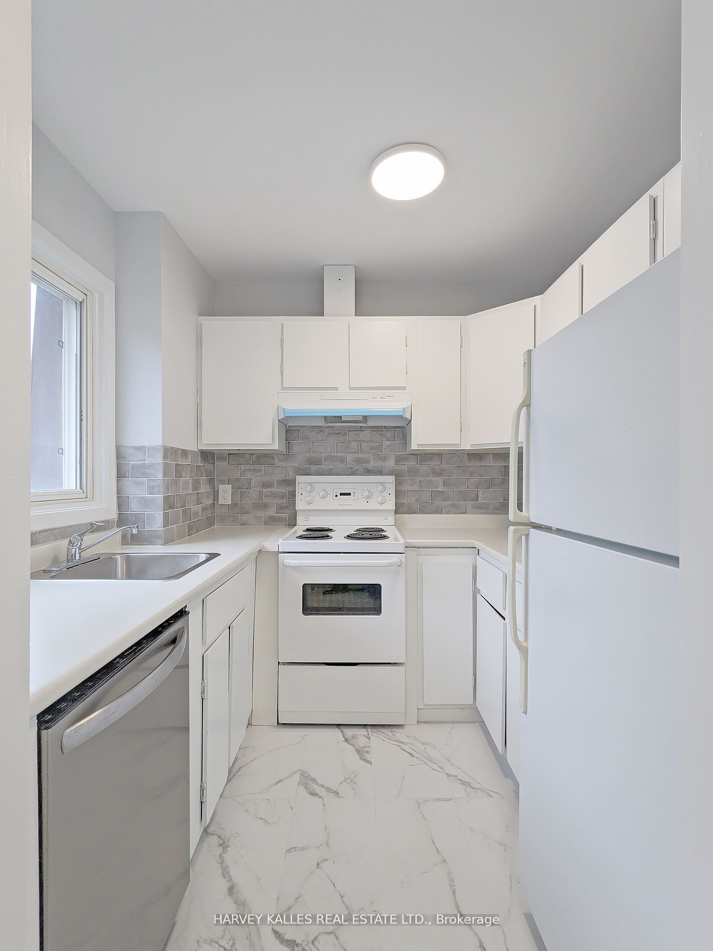 431 Balliol St, #4