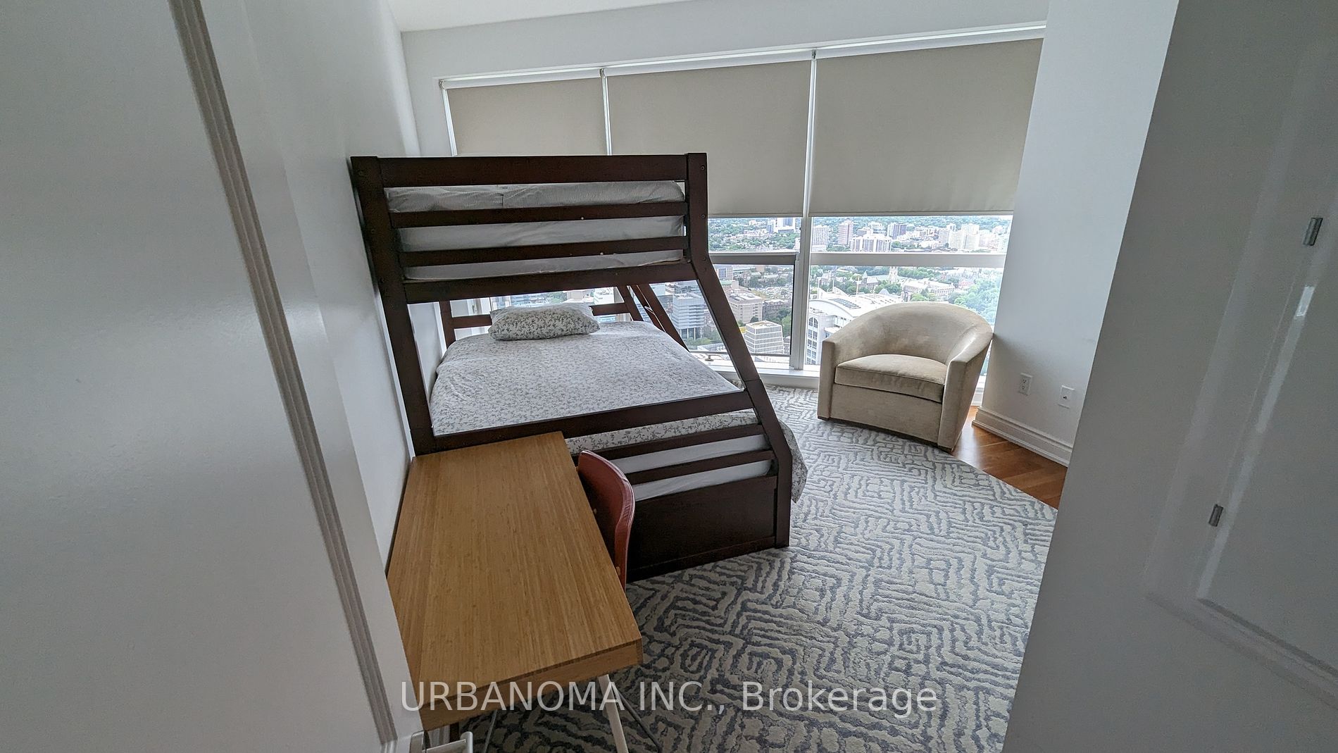 388 Yonge St W, #6116
